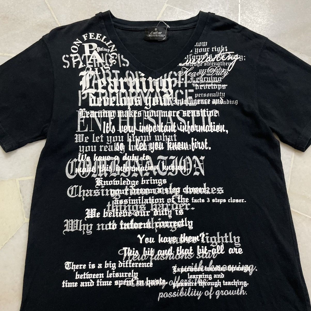 If Six Was Nine Original Tshirt Y2K Poem black V-neck short-sleeve t-shirt. Size US S / EU 44-46 / 1 - 4 Thumbnail