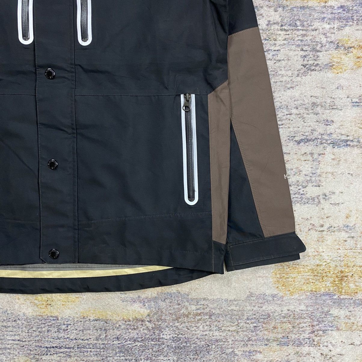The North Face Vintage The north face hyvent jacket Size US S / EU 44-46 / 1 - 5 Thumbnail