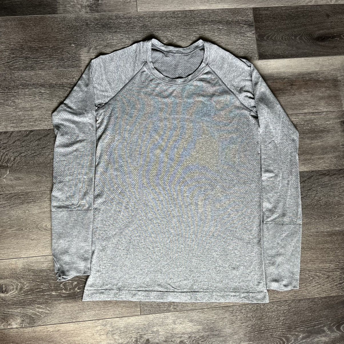 Lululemon Lululemon Women’s Swiftly Tech Long Sleeve Performance Shirt Size M / US 6-8 / IT 42-44 - 1 Thumbnail