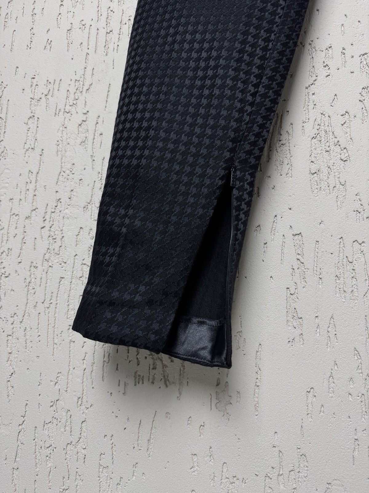 Gucci Gucci Womens Low Rise Slim Fit Dress Pants Authentic Wool Size 27" / US 4 / IT 40 - 11 Thumbnail