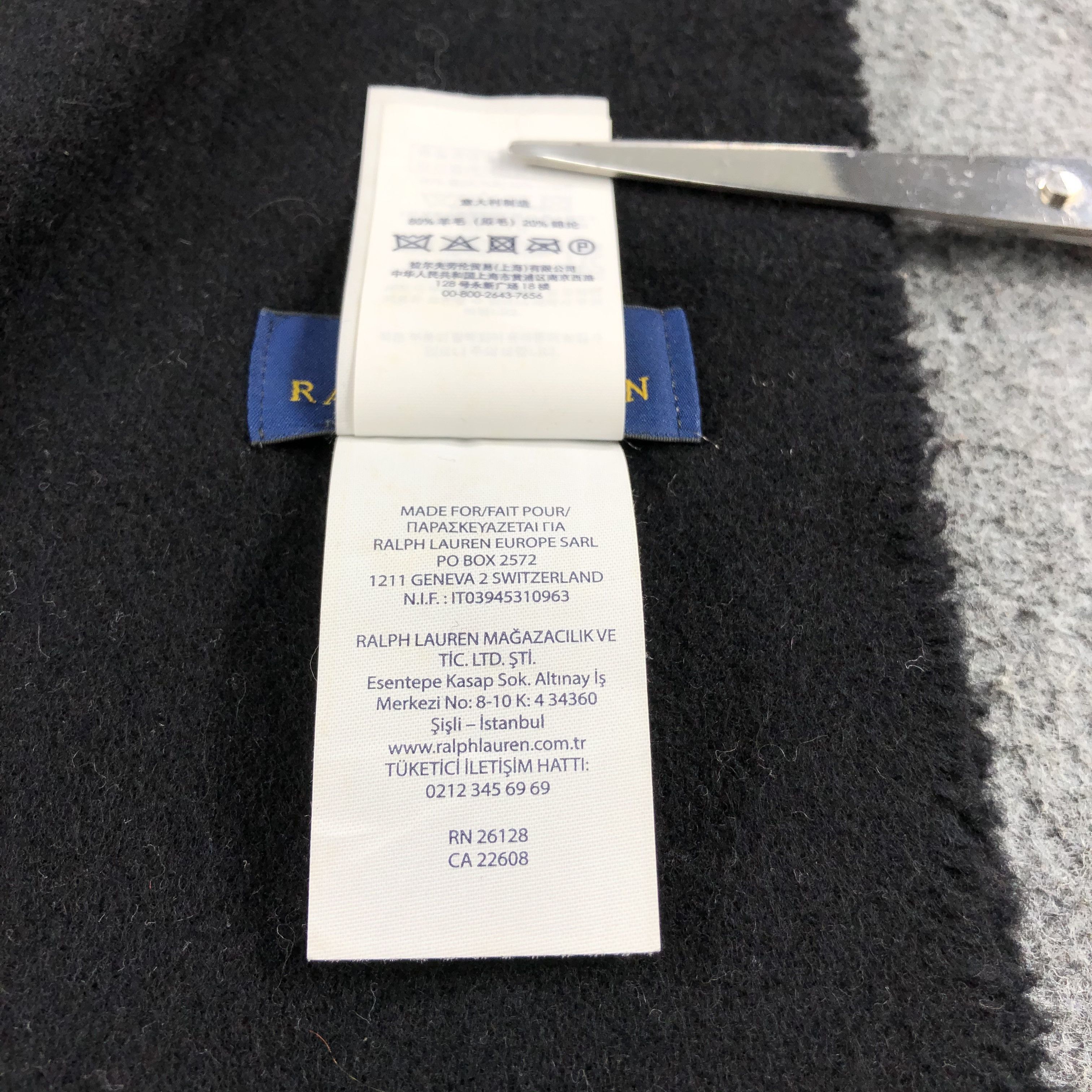 Polo Ralph Lauren Polo Ralph Lauren Big Logo Wool Scarf Muffler V703 Size ONE SIZE - 8 Thumbnail