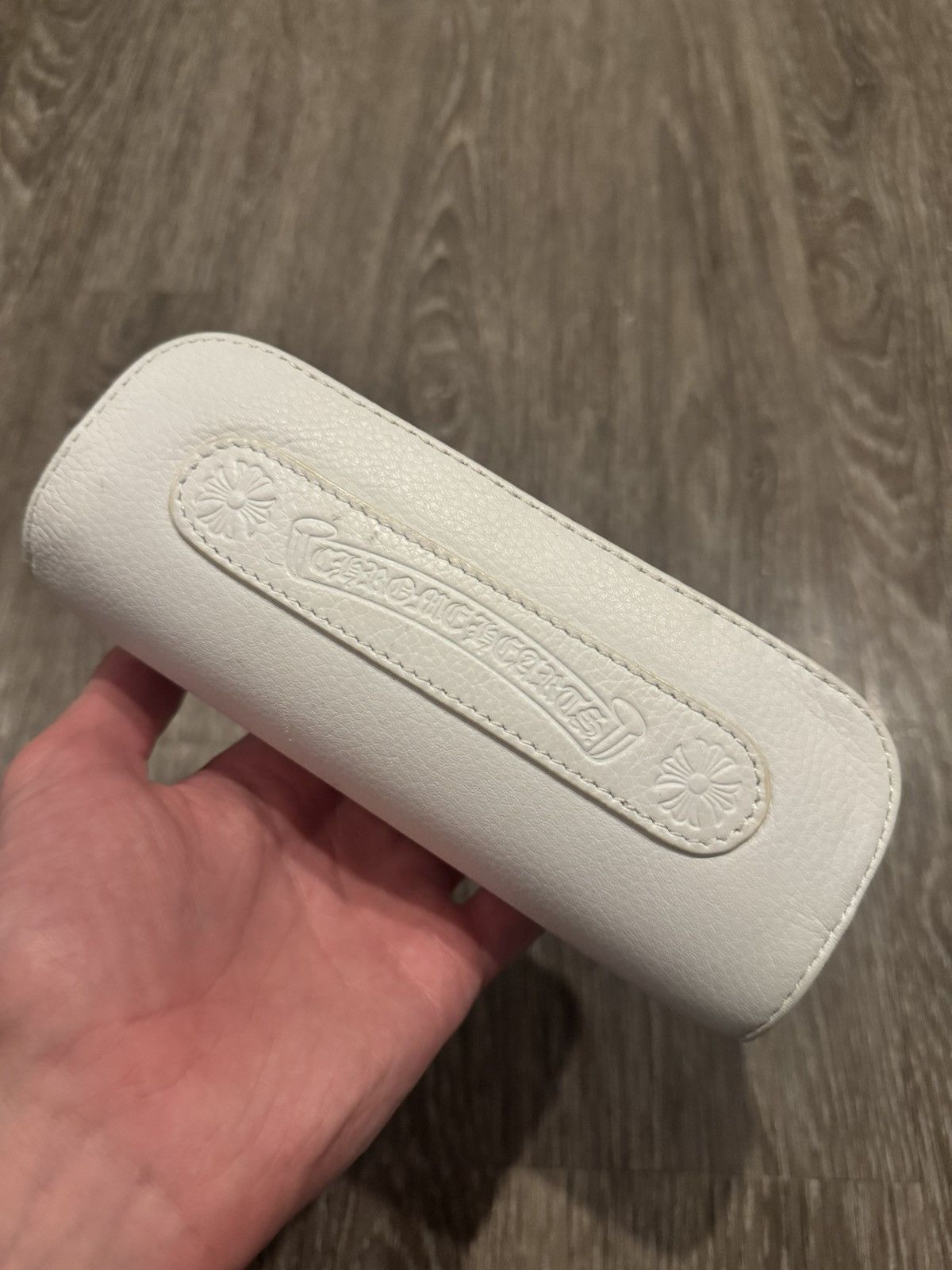 Chrome Hearts Chrome Hearts White Leather Sunglasses Case Size ONE SIZE - 2 Thumbnail