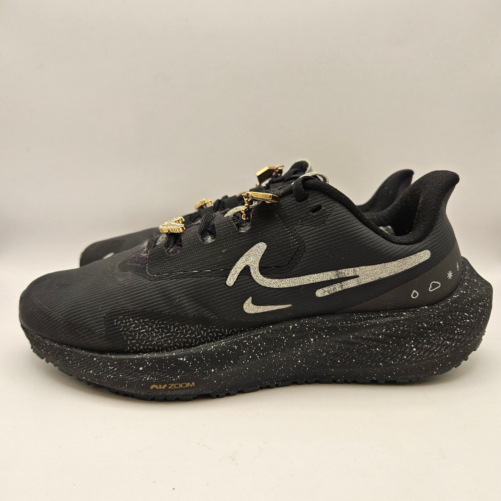 Nike NIKE WOMEN'S 7.5 AIR ZOOM PEGASUS 39 SHIELD BLING BLACK Size US 7.5 / IT 37.5 - 2 Thumbnail