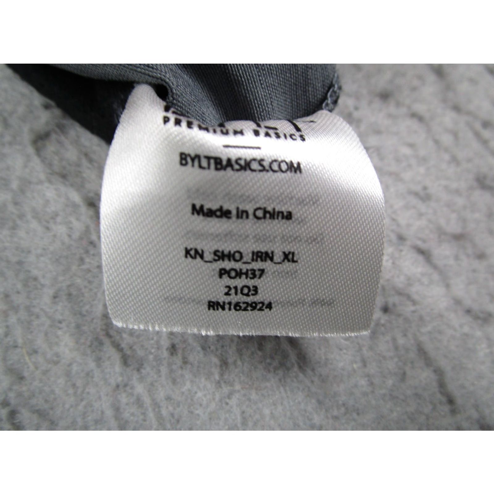 Vintage BYLT Kinetic Shorts Mens XL Gray Performance Stretch Chino Golf Casual 9" Gray Polyester Spandex 94% 6% 5-Pocket Mens XL Gray Size US 36 / EU 52 - 5 Thumbnail