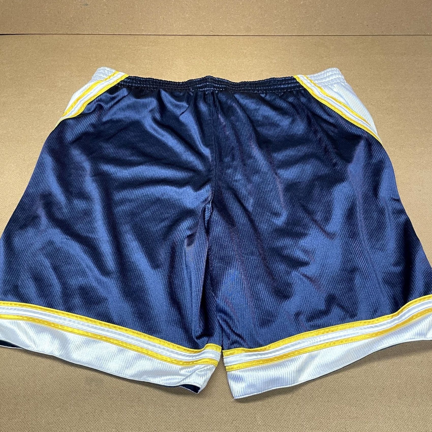 Nike Nike Reversible Basketball Shorts Mens L Navy White Yellow Play On Swoosh - Multicolor Colorblock Athletic Size US 33 - 7 Thumbnail