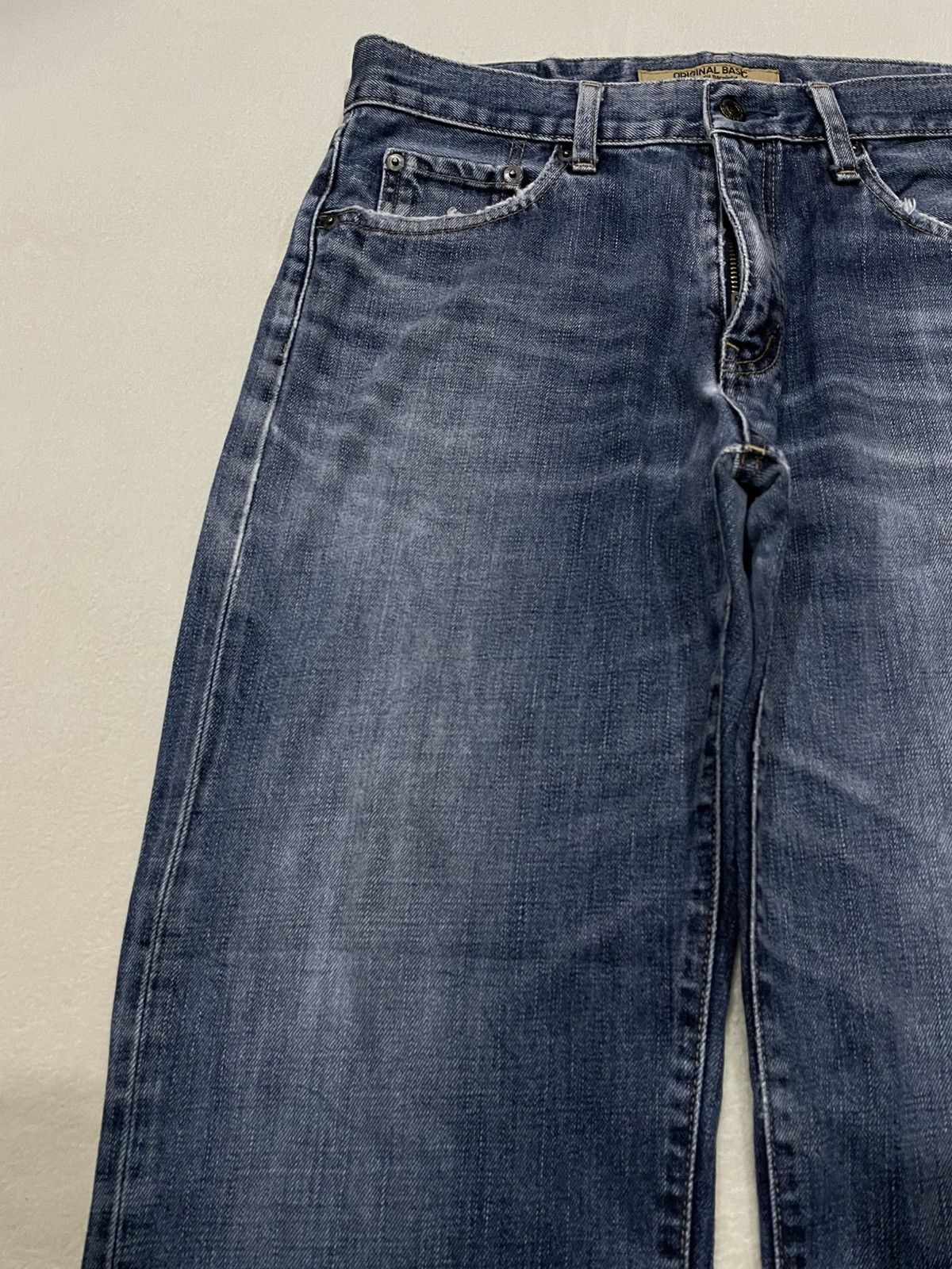 Uniqlo Vintage Uniqlo Straight Cut Distress Ripped Faded Denim Jean Size US 32 / EU 48 - 5 Thumbnail