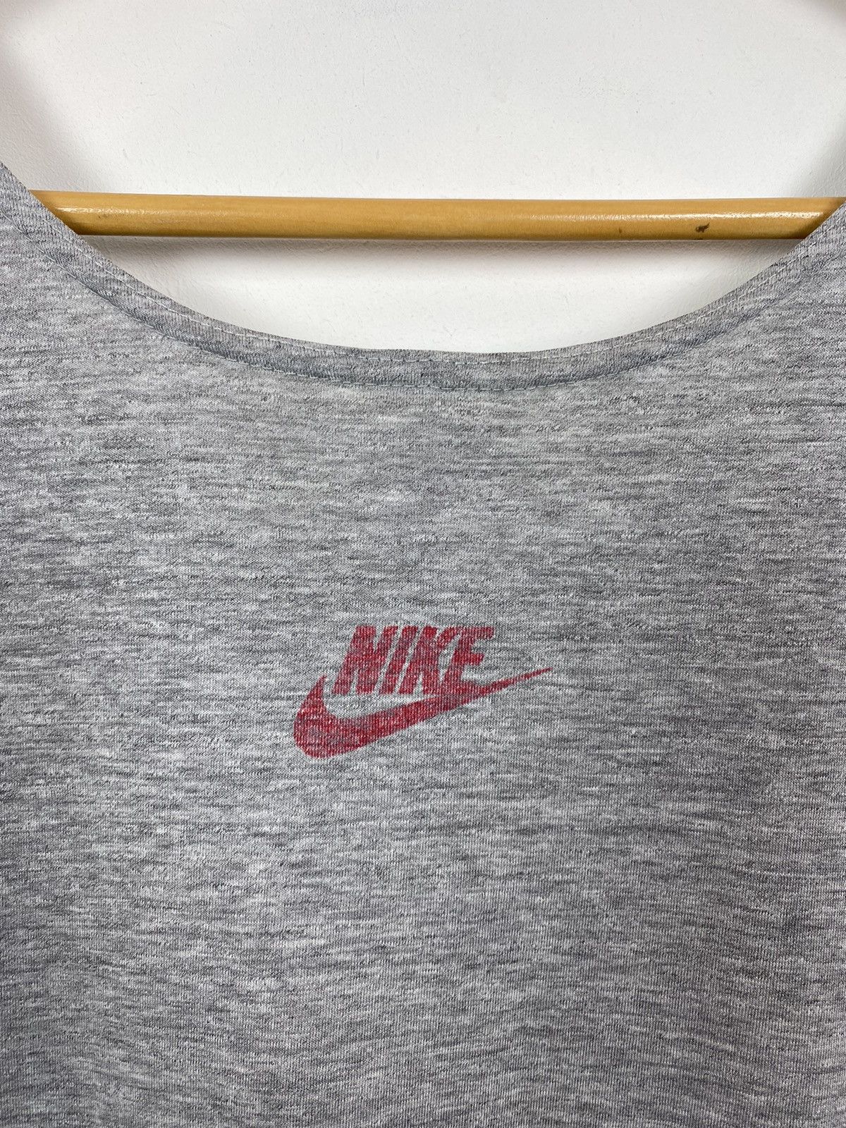 Vintage Vintage Nike 80s 90s Sleeveless Shirt Tank Top Size XL Grey Size US XL / EU 56 / 4 - 8 Thumbnail