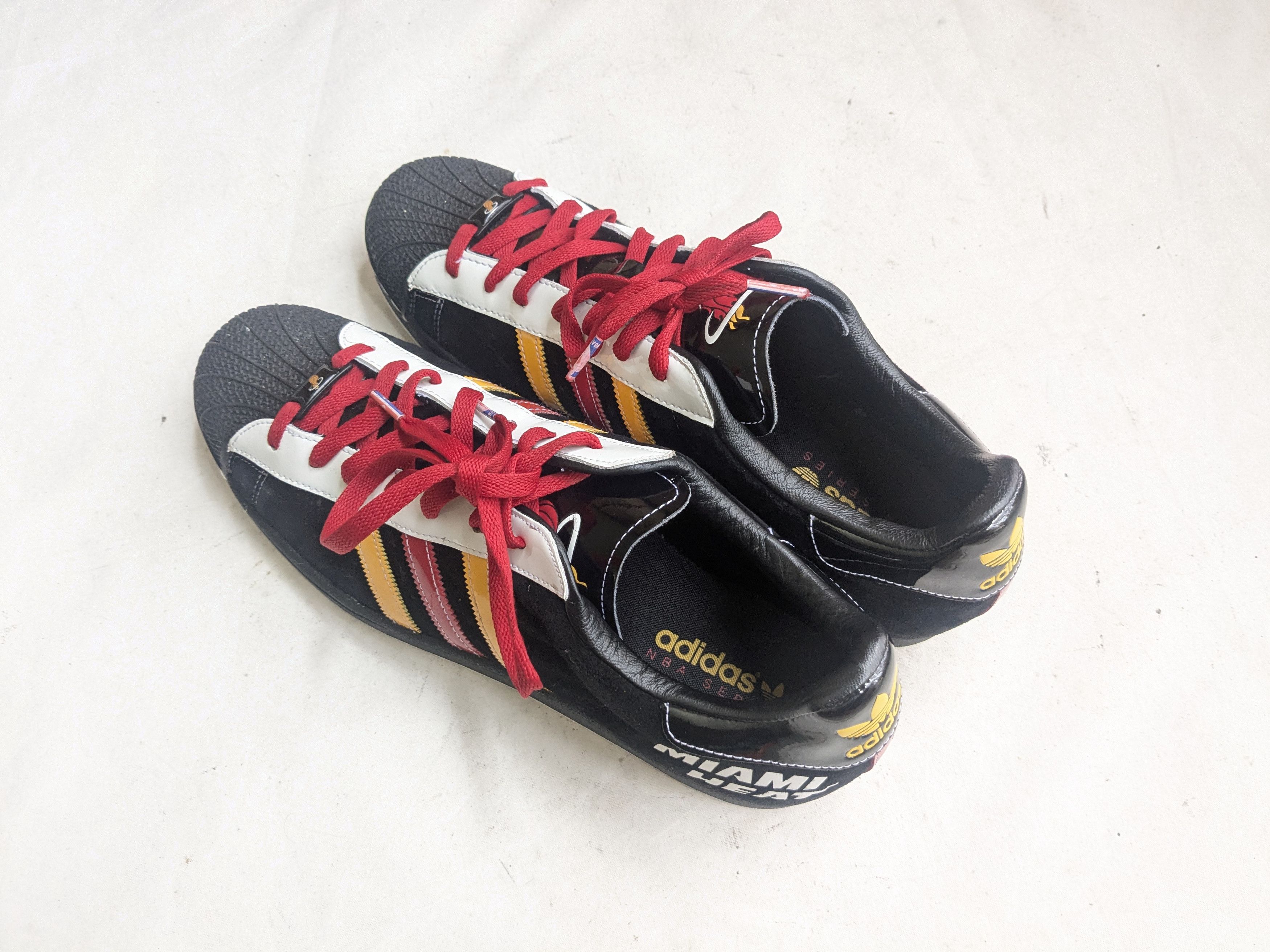 Adidas adidas Superstar NBA Series Miami Heat 014154 13 Black Red Size US 13 / EU 46 - 8 Thumbnail