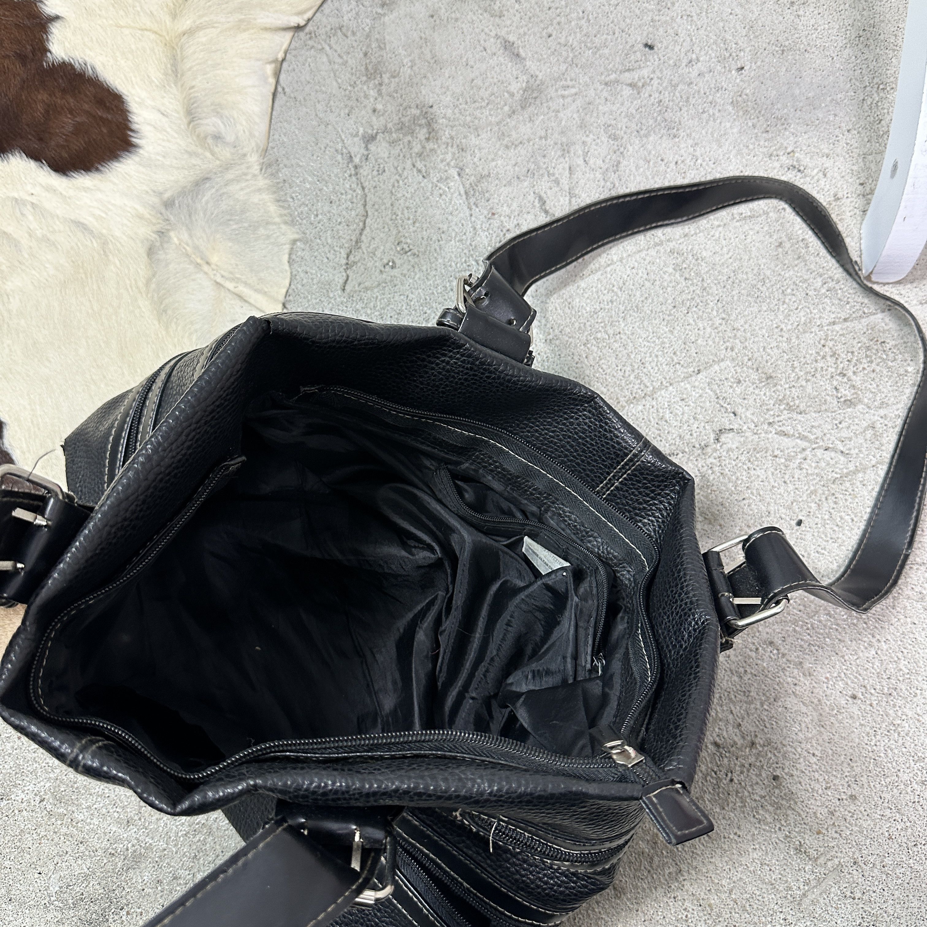 Vintage Vintage Avant Garde Leather Zippers Bag Y2K Size ONE SIZE - 10 Thumbnail