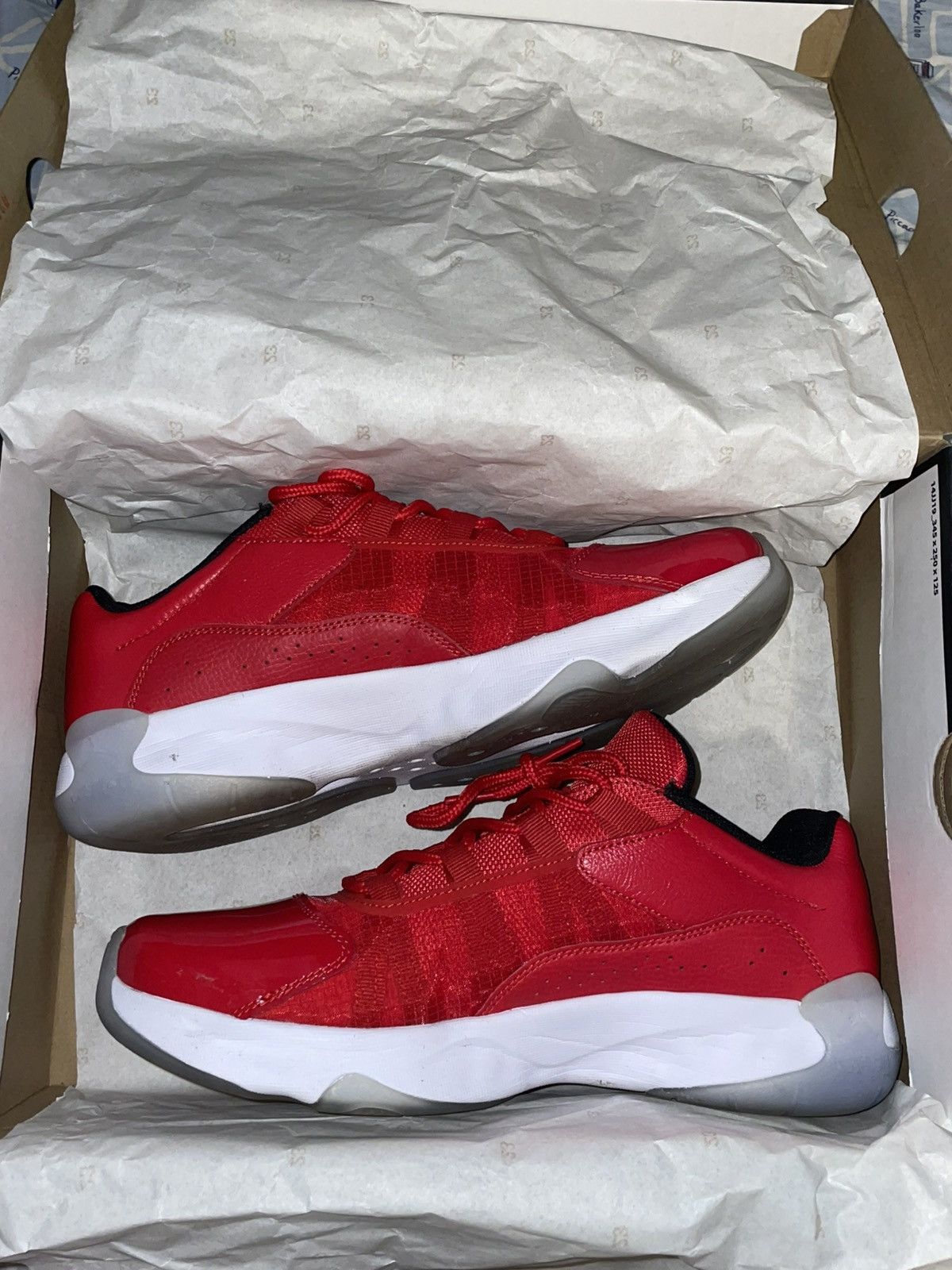 Jordan Brand Air jordan 11 CMFT low Size US 10 / EU 43 - 2 Thumbnail