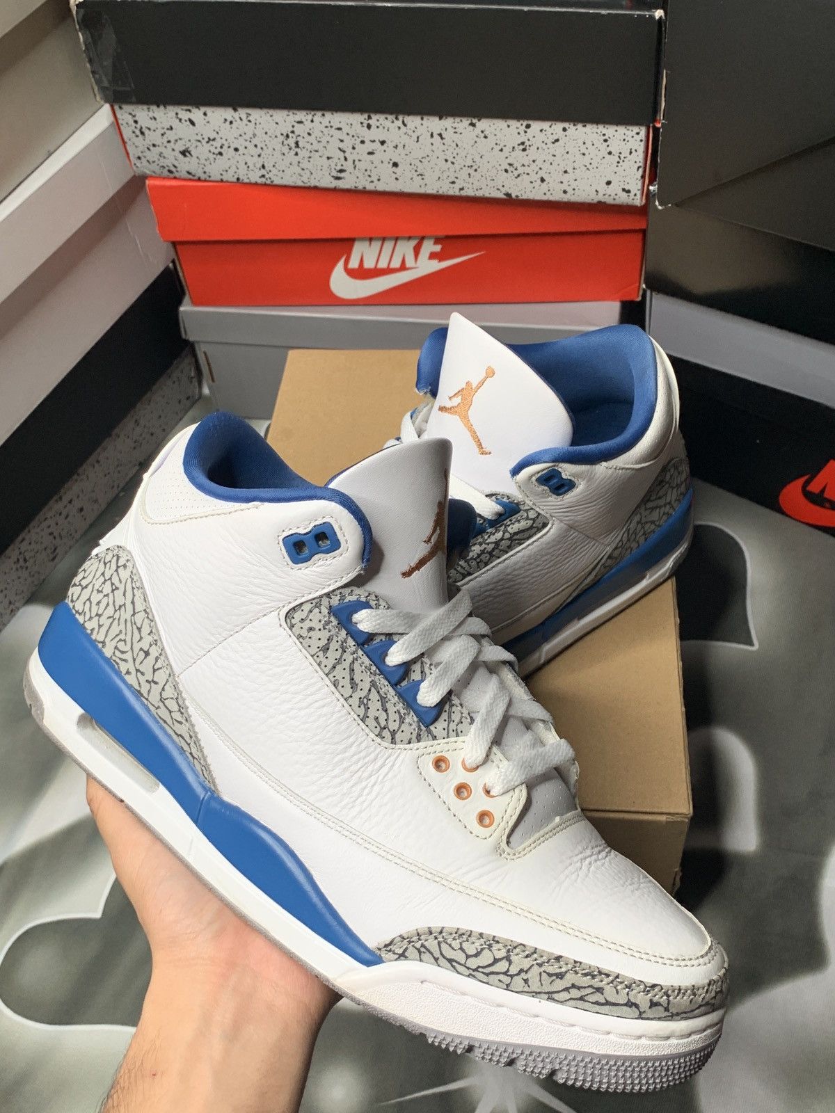 Jordan Brand Air Jordan 3 Retro Washington Wizard Size US 10 / EU 43 - 7 Thumbnail