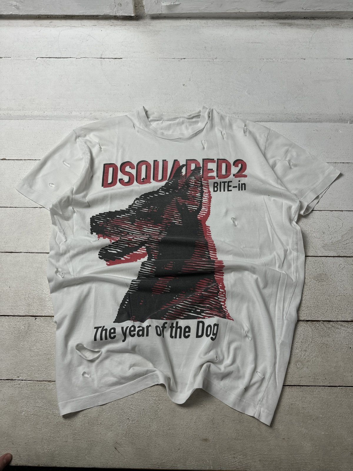 Dsquared2 🚨 Dsquared 2 DISTRESSED BIG LOGO MEN T-SHIRT SHORT SLEEVE Size US XL / EU 56 / 4 - 1 Thumbnail