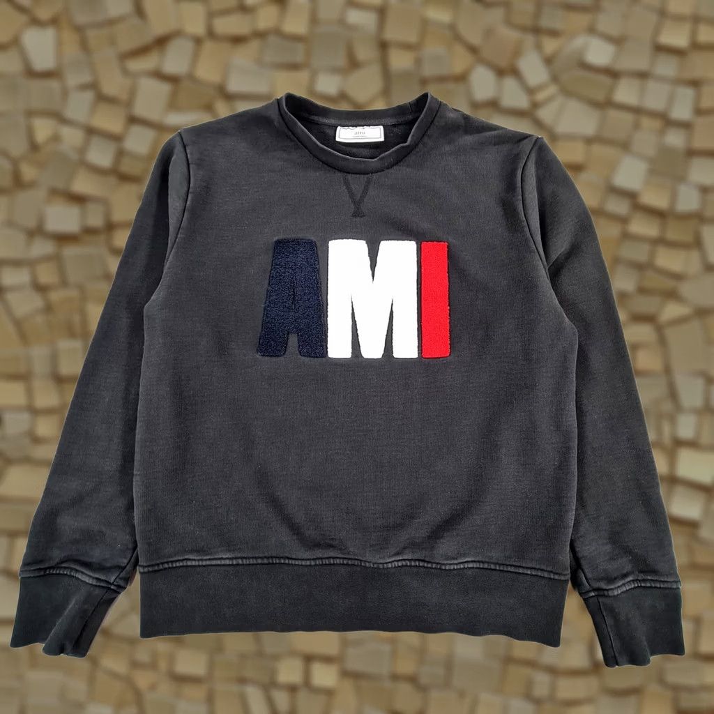 Vintage AMI Alexandre Mattiussi Sweatshirt Womens Large Black Cotton Big Logo Sweater Size L / US 10 / IT 46 - 1 Thumbnail