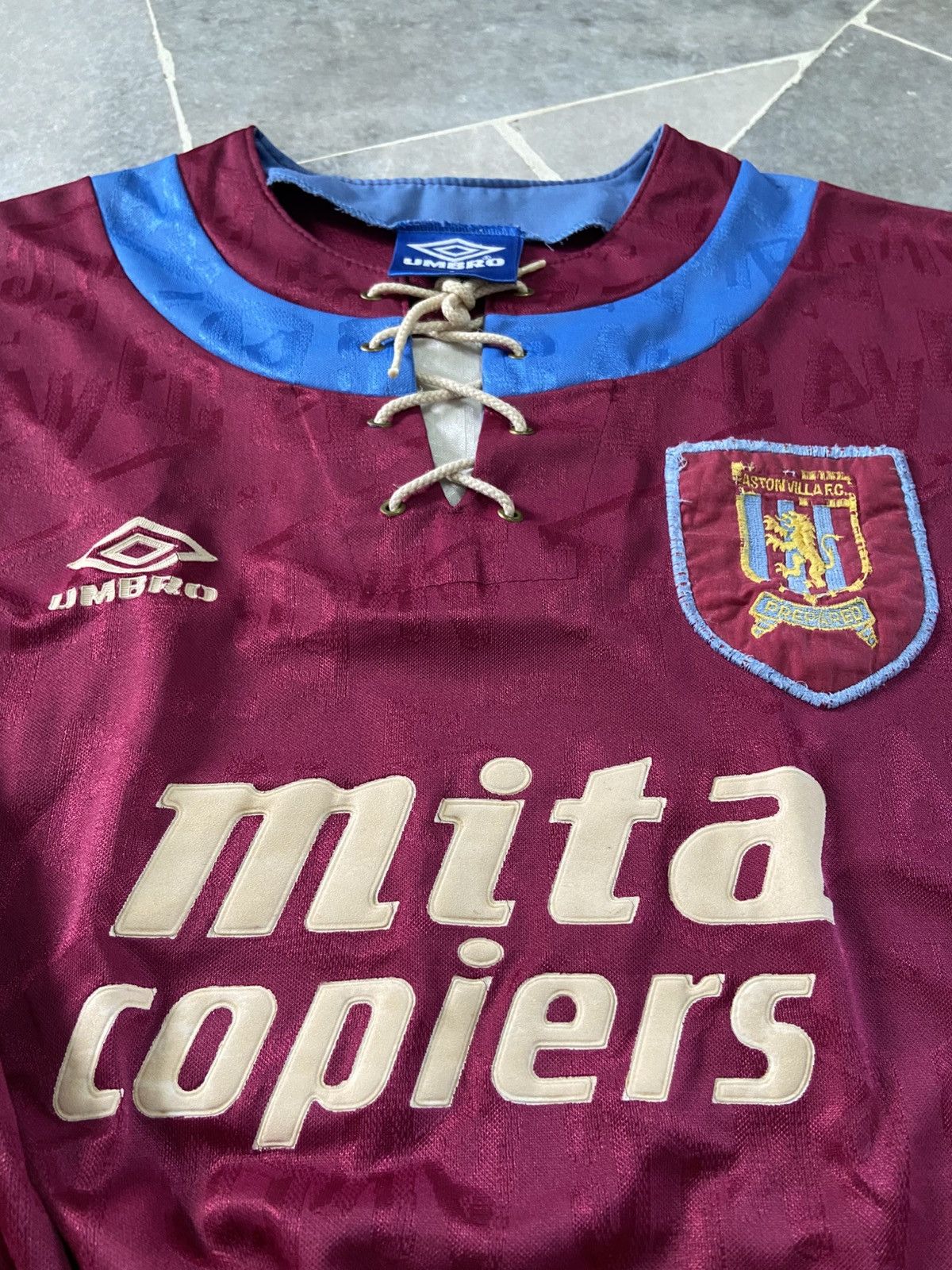 Umbro Vintage Aston Villa 1992 Home Shirt Jersey Size US M / EU 48-50 / 2 - 3 Thumbnail