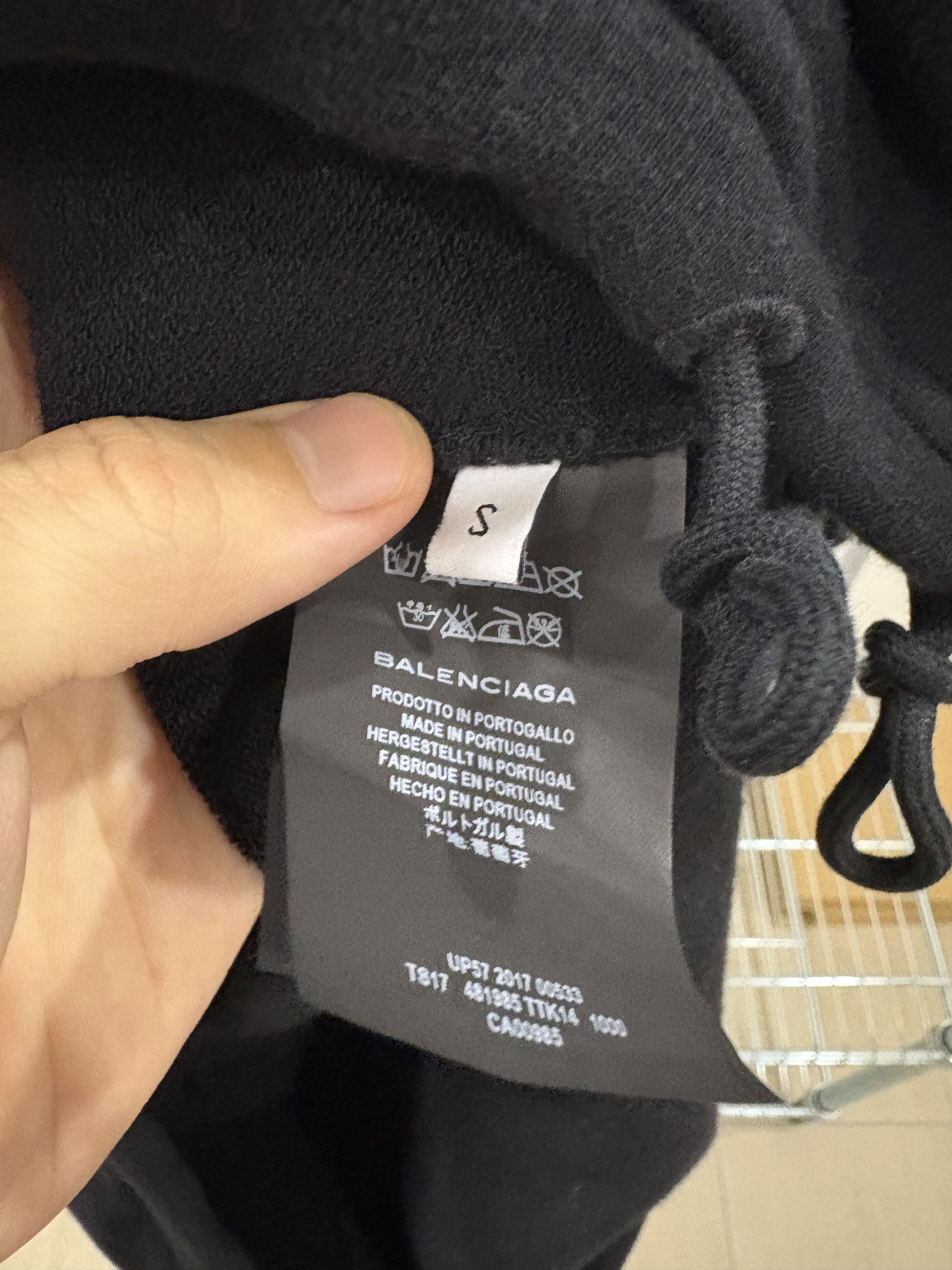 Balenciaga Balenciaga Logo Black Hoodie Size US S / EU 44-46 / 1 - 7 Thumbnail