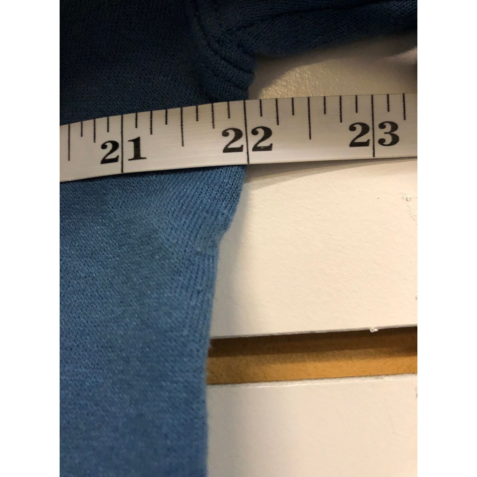 Hanes Vintage blank blue Sweatshirt size medium 1990s 80s Size US M / EU 48-50 / 2 - 6 Thumbnail