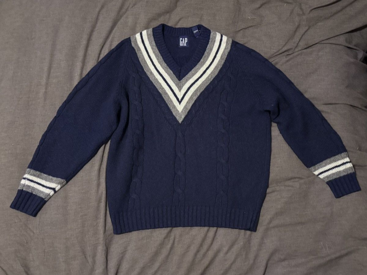 Gap GAP | Vintage Navy V-Neck Wool Sweater, Large Size US L / EU 52-54 / 3 - 1 Thumbnail