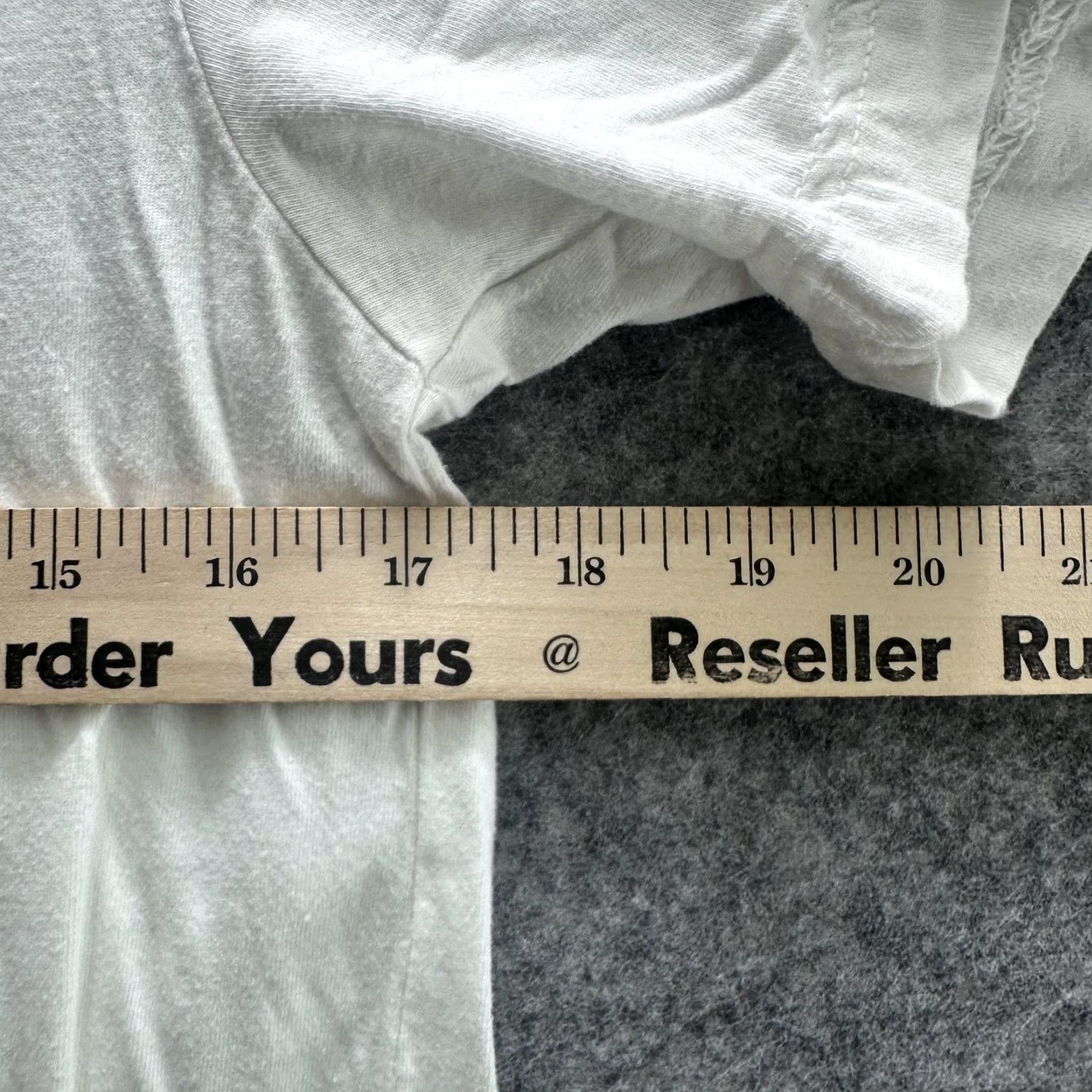 Vintage Winnie the Pooh Graphic T-Shirt Mens Medium White "I Like To Stay In Bed" Disney Humor Size US M / EU 48-50 / 2 - 5 Thumbnail