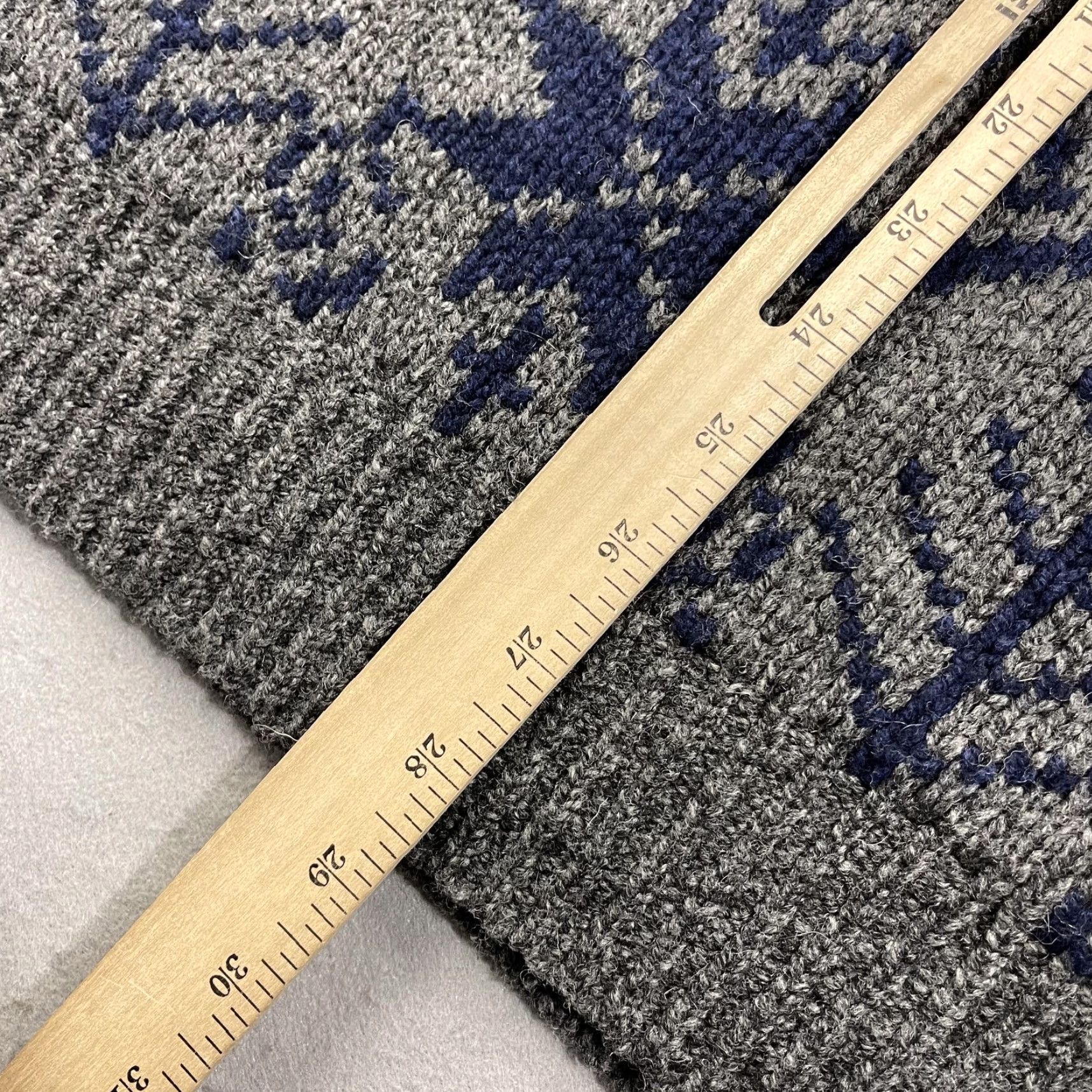 Vintage VINTAGE LL Bean Sweater Mens 2XL Gray Lambswool Henley Fair Isle Ragg Wool Ski Snow Size US XXL / EU 58 / 5 - 8 Thumbnail