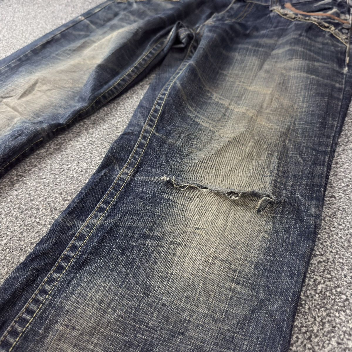 Rock Revival Crazy Seditionaries Red Papper Spellout Distressed Denim Size US 32 / EU 48 - 5 Thumbnail