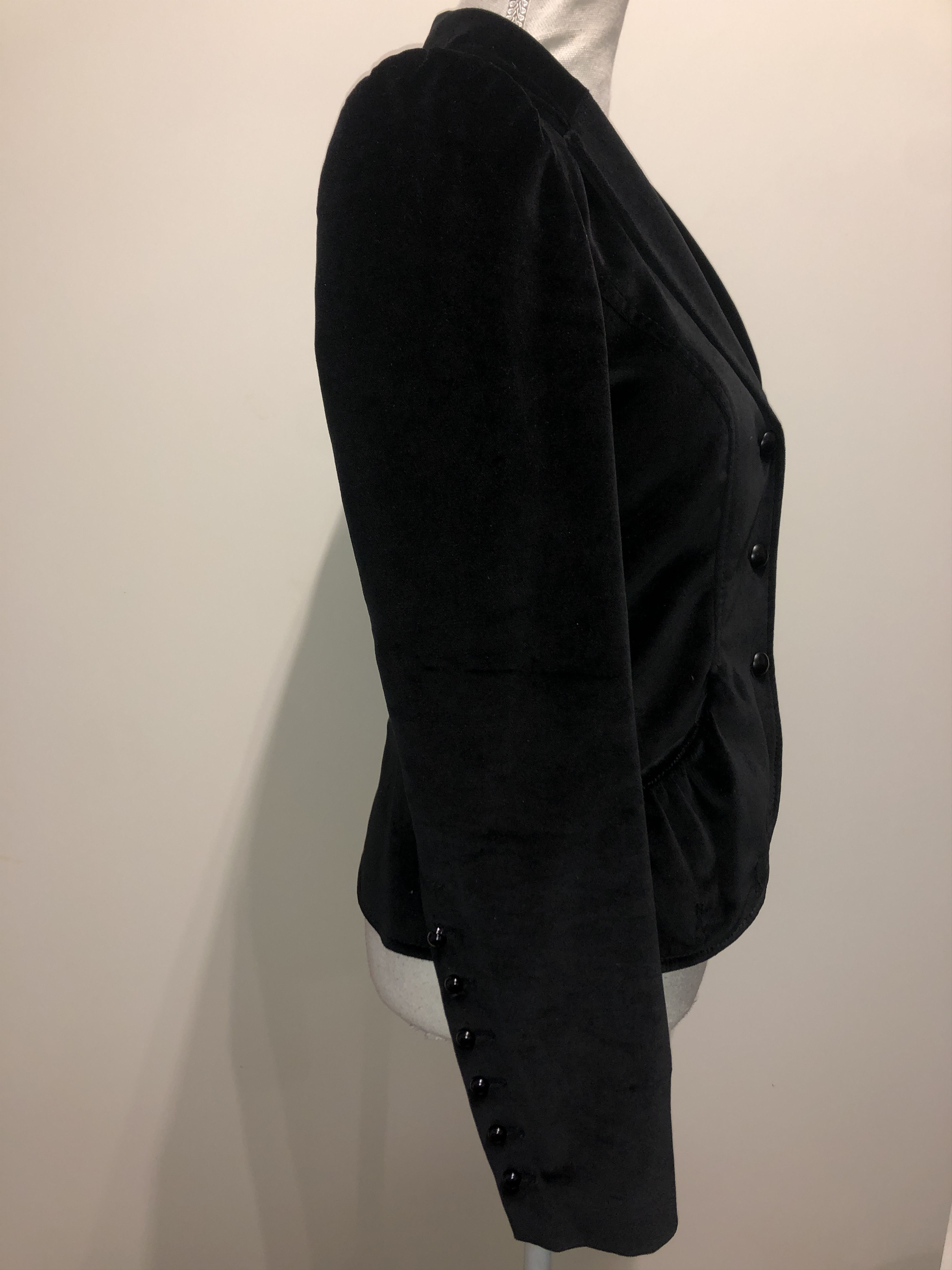 Alexander McQueen Black Velvet Embellished Jacket Size M / US 6-8 / IT 42-44 - 18 Thumbnail