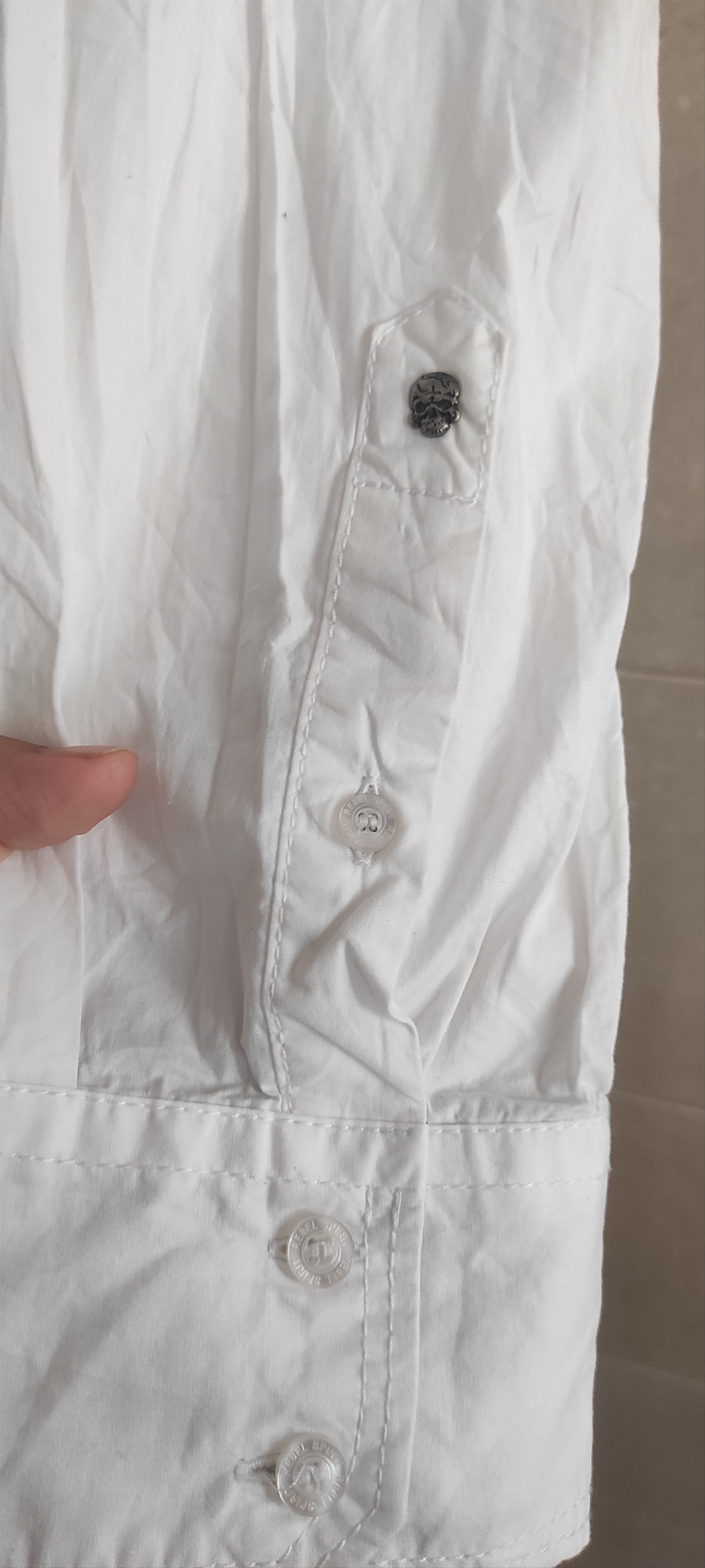 Other Rebel Spirit Embroidered Patched Skull Men's Shirt Size L Size US L / EU 52-54 / 3 - 11 Thumbnail