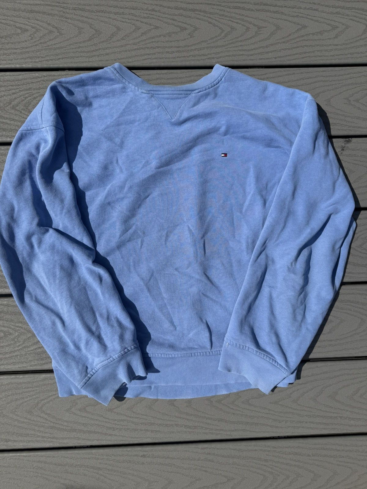 Tommy Hilfiger Vintage 2008 Tommy Hilfiger Faded Blue Crewneck Sweatshirt Size US L / EU 52-54 / 3 - 1 Thumbnail