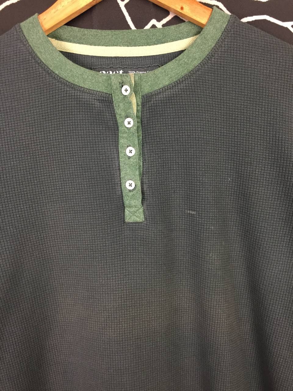 Other Pact Waffle Knit Contrast Trim Long Sleeve Henley Tee Size US L / EU 52-54 / 3 - 4 Thumbnail