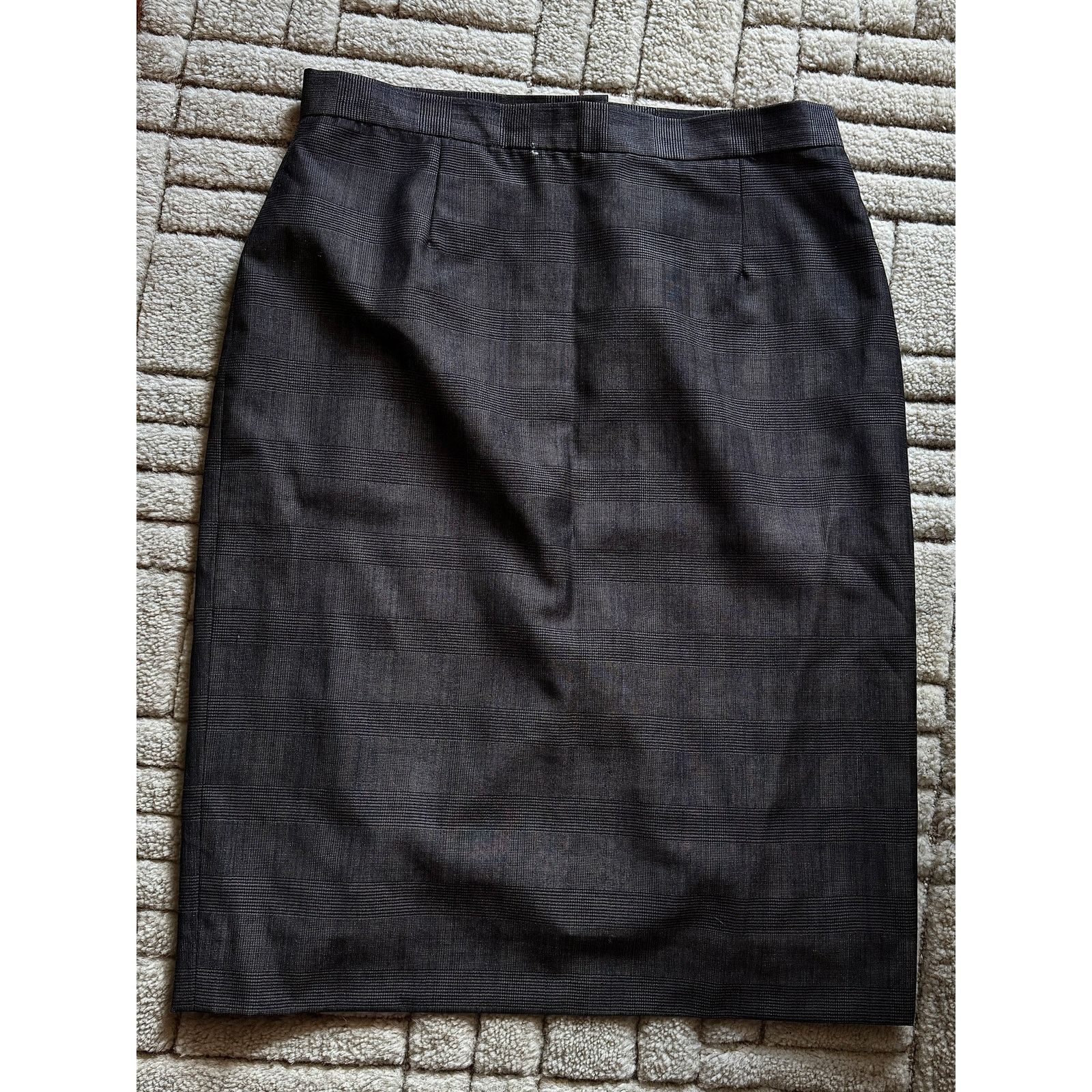 Isaia Napolii ISAIA NAPOLI Wool Blazer and Skirt Brown Classic Greige Size XXL / US 16-18 / IT 52-54 - 5 Thumbnail