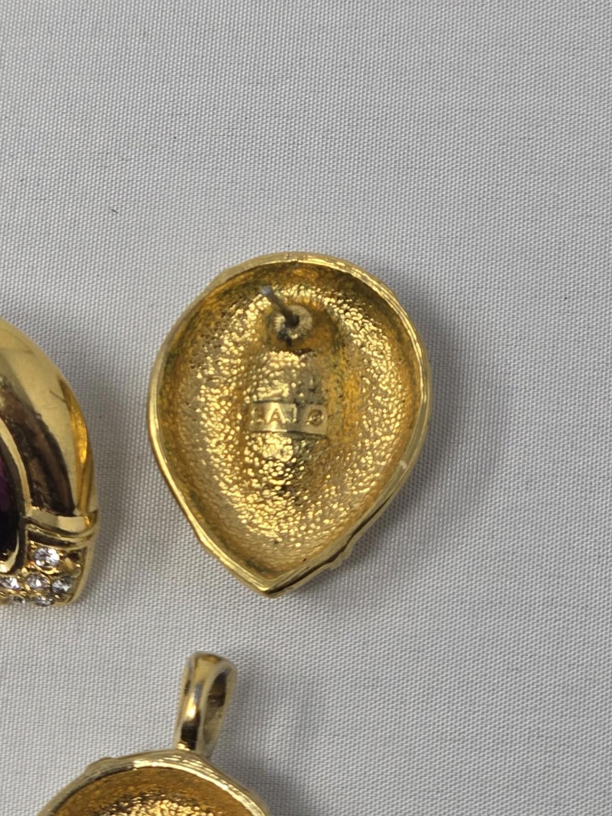 Swarovski Vintage S.A.L. Earrings and Pendant Set–Gold Tone Swarovski Size ONE SIZE - 5 Thumbnail