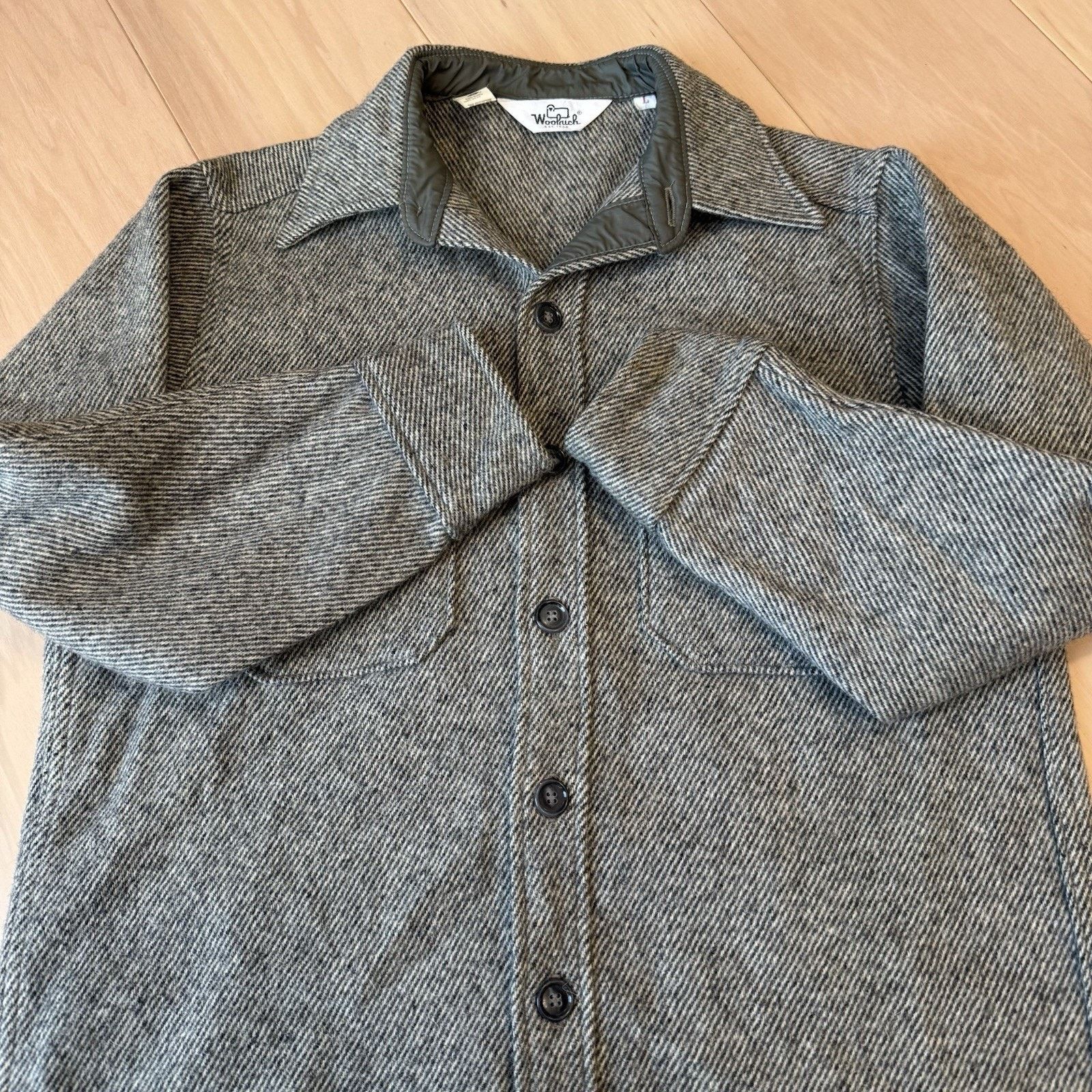 Woolrich Woolen Mills Vintage Woolrich Heavy Wool Shirt Large Gray 70s Button Up Size US L / EU 52-54 / 3 - 5 Thumbnail