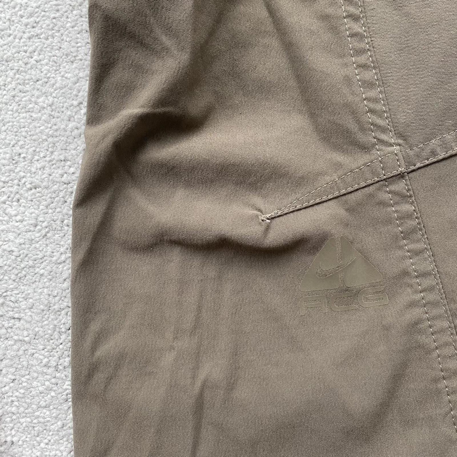 Nike ACG Nike ACG Utility Technical Cargo Trousers Size US 30 / EU 46 - 4 Thumbnail