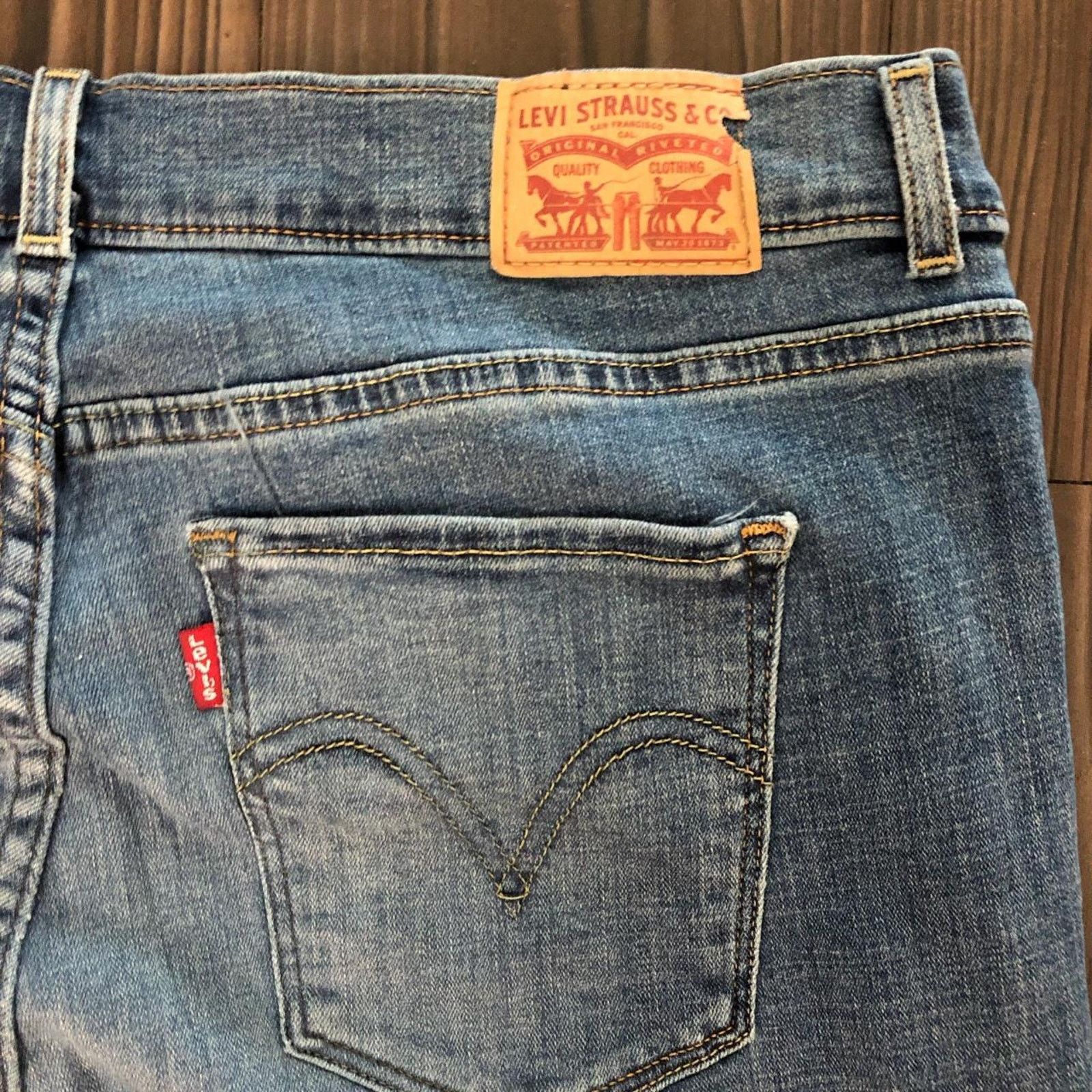 Levi's Women’s Levi Bootcut Denim Jeans Size: 16 Size 38" / US 16 / IT 52 - 4 Thumbnail