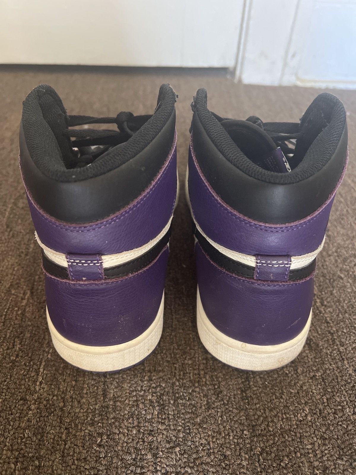 Jordan Brand Jordan 1 OG' COURT PURPLE Size US 10 / EU 43 - 5 Thumbnail