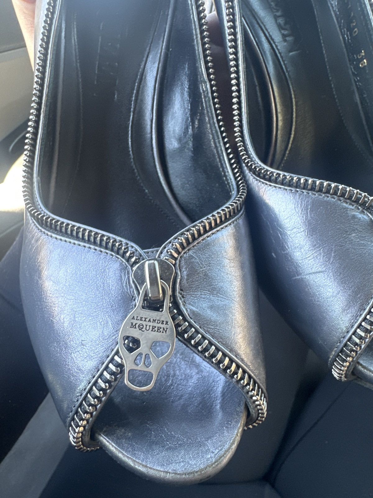Alexander McQueen Alexander McQueen skull zip up heels size 7 Size US 7 / IT 37 - 3 Thumbnail