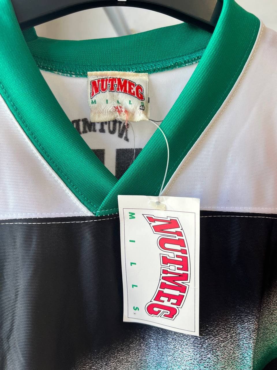 Nutmeg NEW! 90’S BORUSSIA MONCHENGLADBACH DESIGN SOCCER JERSEY SZ M Size US M / EU 48-50 / 2 - 4 Thumbnail