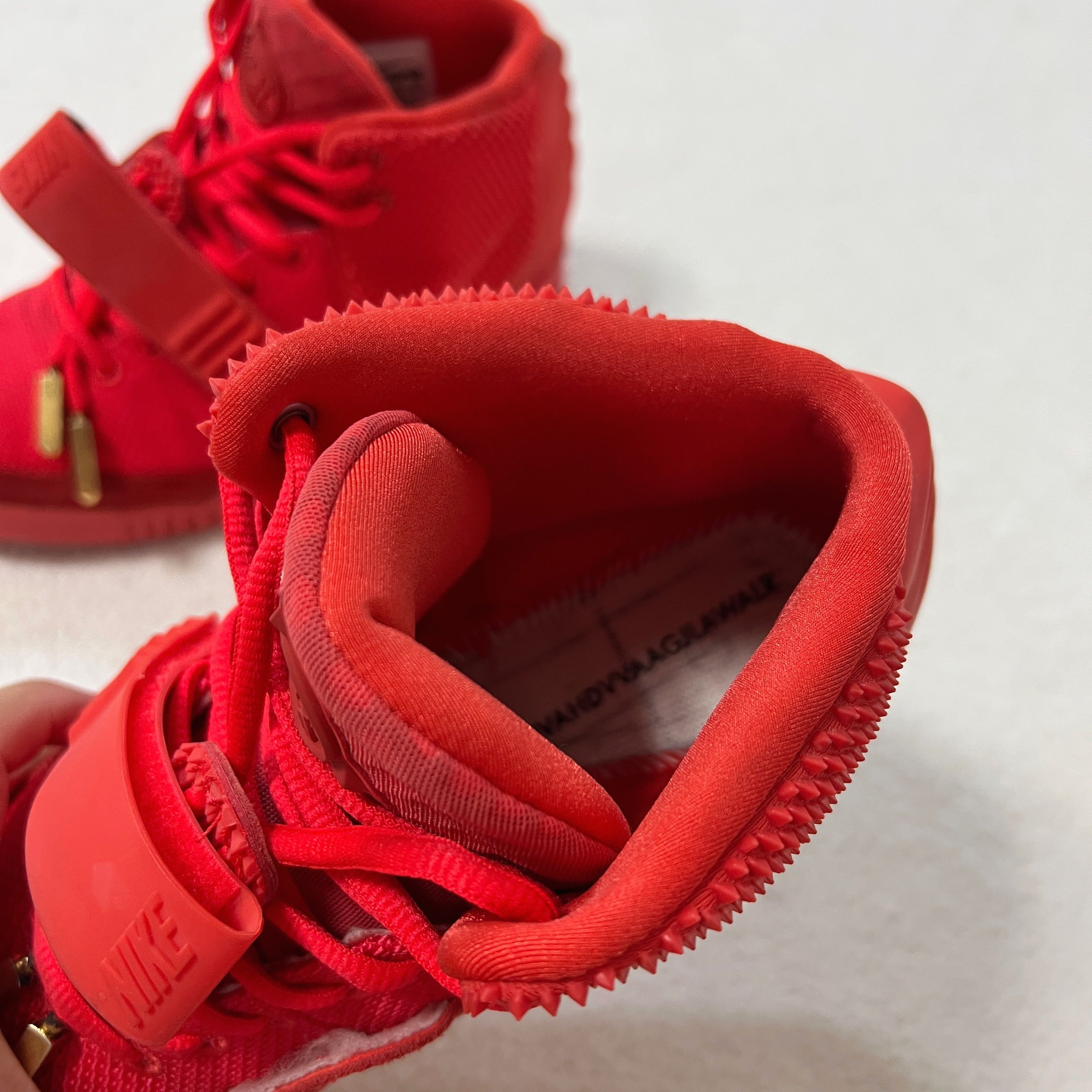 Nike Nike Air Yeezy 2 Red October (508214-660) Size US 6.5 / EU 39-40 - 19 Thumbnail