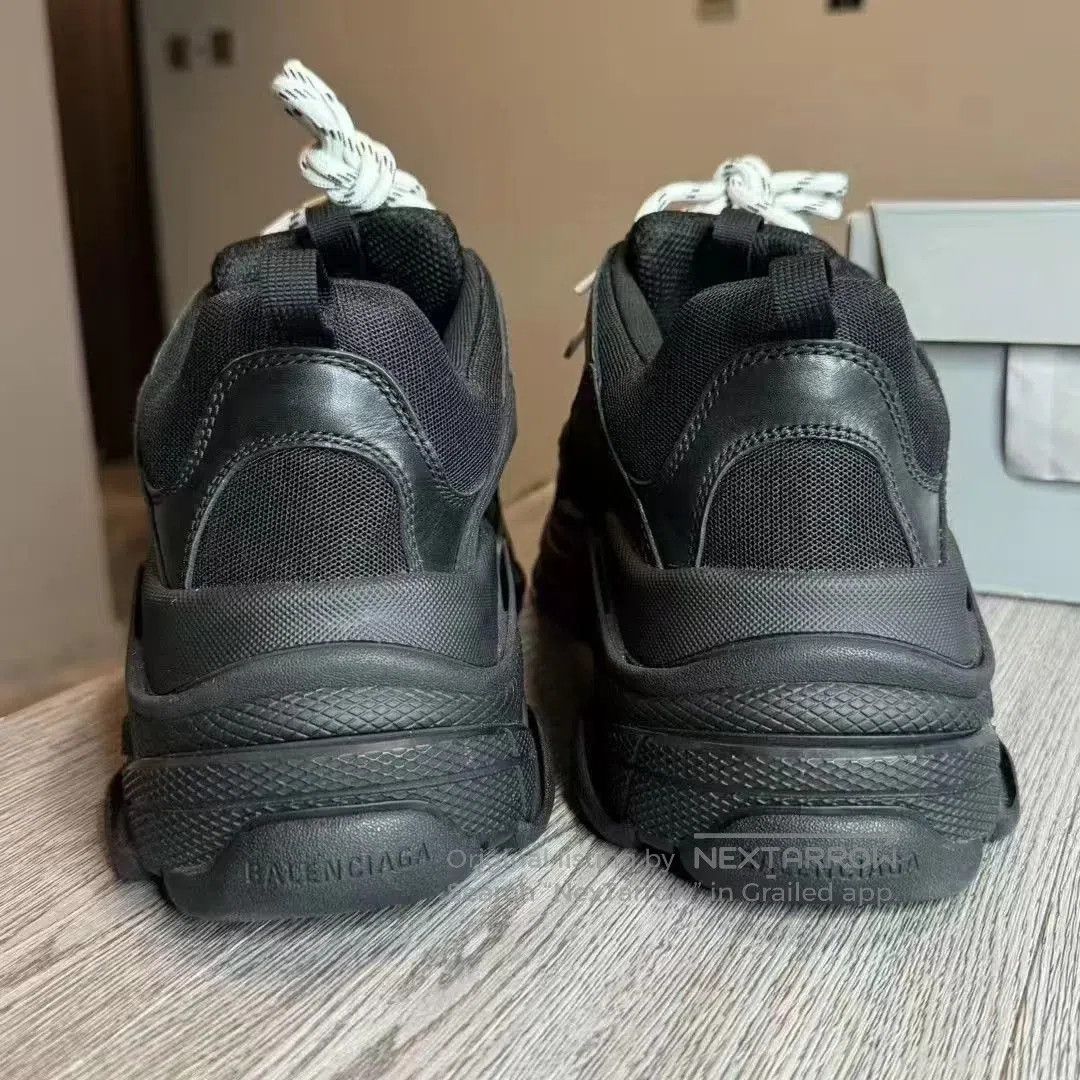 Balenciaga Black Chunky Sneakers with White Laces Size 11. Size US 11 / EU 44 - 2 Thumbnail