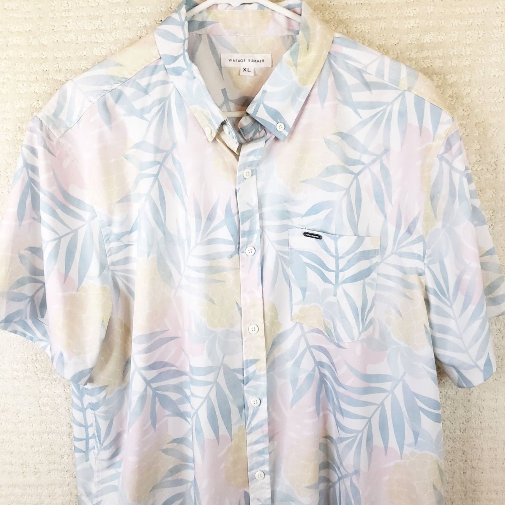 Vintage VINTAGE Hawaiian Shirt Mens XL Blue Floral Beachy Camp Tiki Enow Poly Spandex Shirt (Vintage Summer) Size US XL / EU 56 / 4 - 2 Thumbnail