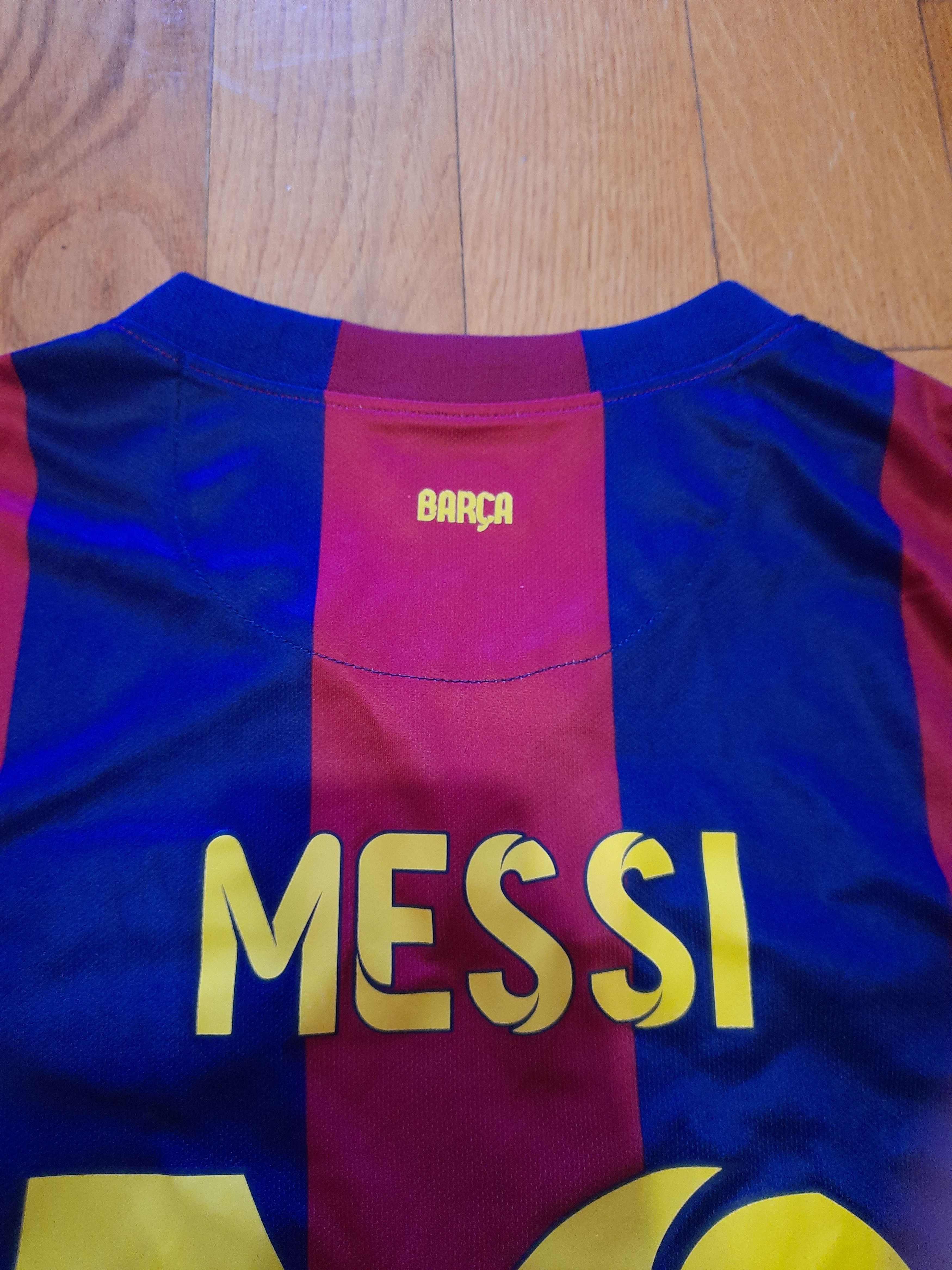 Other F C Barcelona Lionel Messi Football Soccer Size US L / EU 52-54 / 3 - 7 Thumbnail