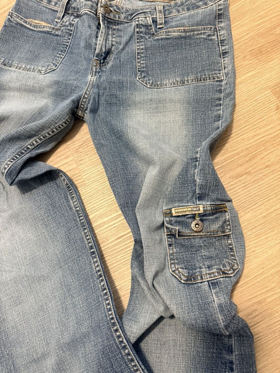 L.E.I. Low waisted & flared light-washed Lei denim Size 38" / US 16 / IT 52 - 2 Thumbnail