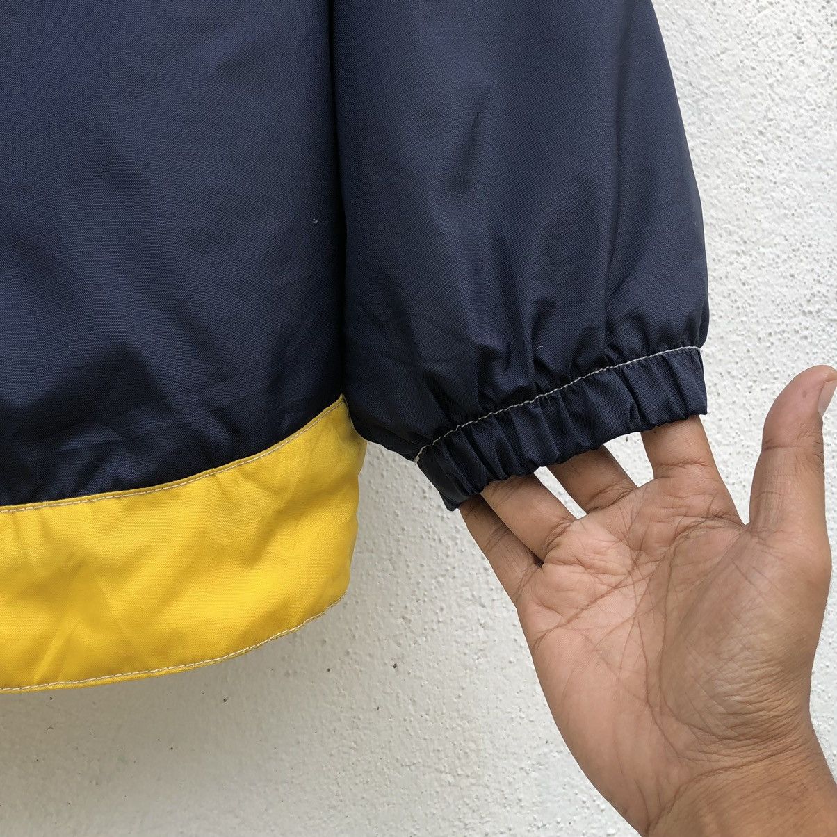 Nike Vintage Nike Nylon Pullover Anorak Half Zip Filled Jacket Size US L / EU 52-54 / 3 - 8 Thumbnail