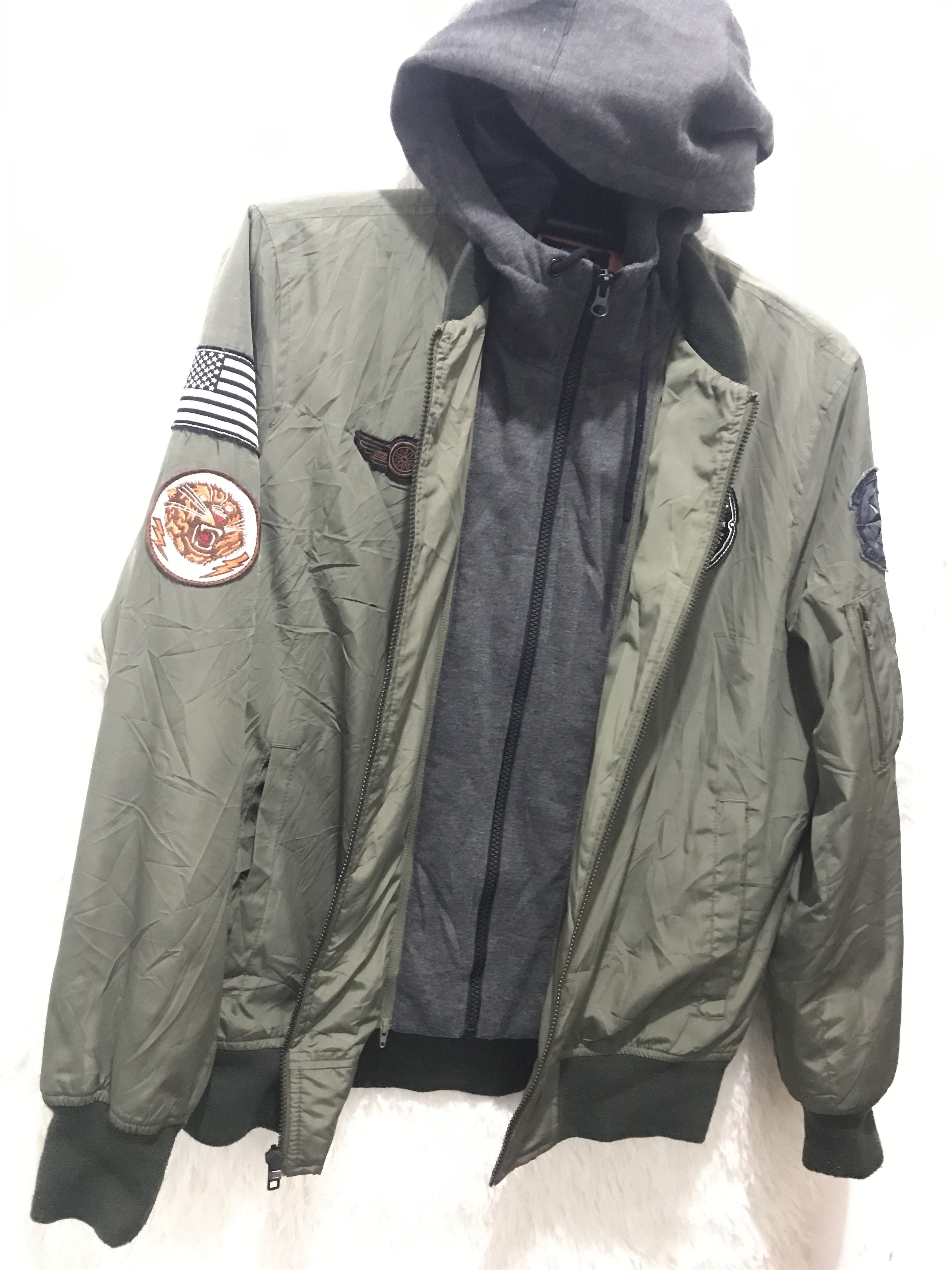 American Rag AMERICAN RAG Bomber Quilted Jacket Patches Hood Size US M / EU 48-50 / 2 - 4 Thumbnail