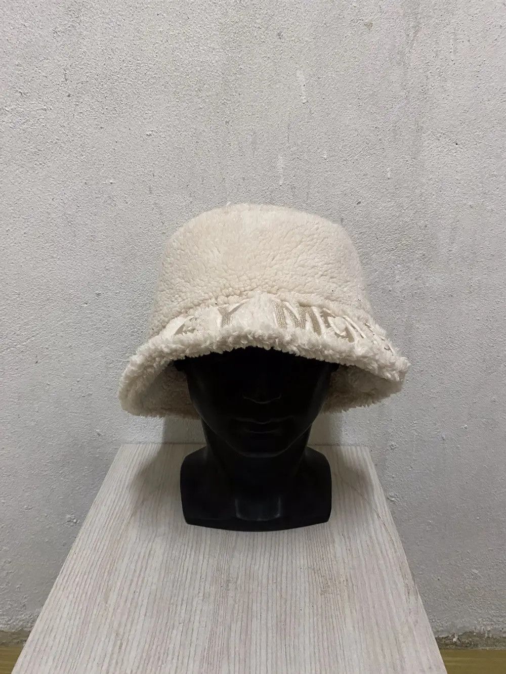 Mickey Mouse Disney Mickey Mouse Fleece Bucket Hat Size ONE SIZE - 3 Thumbnail