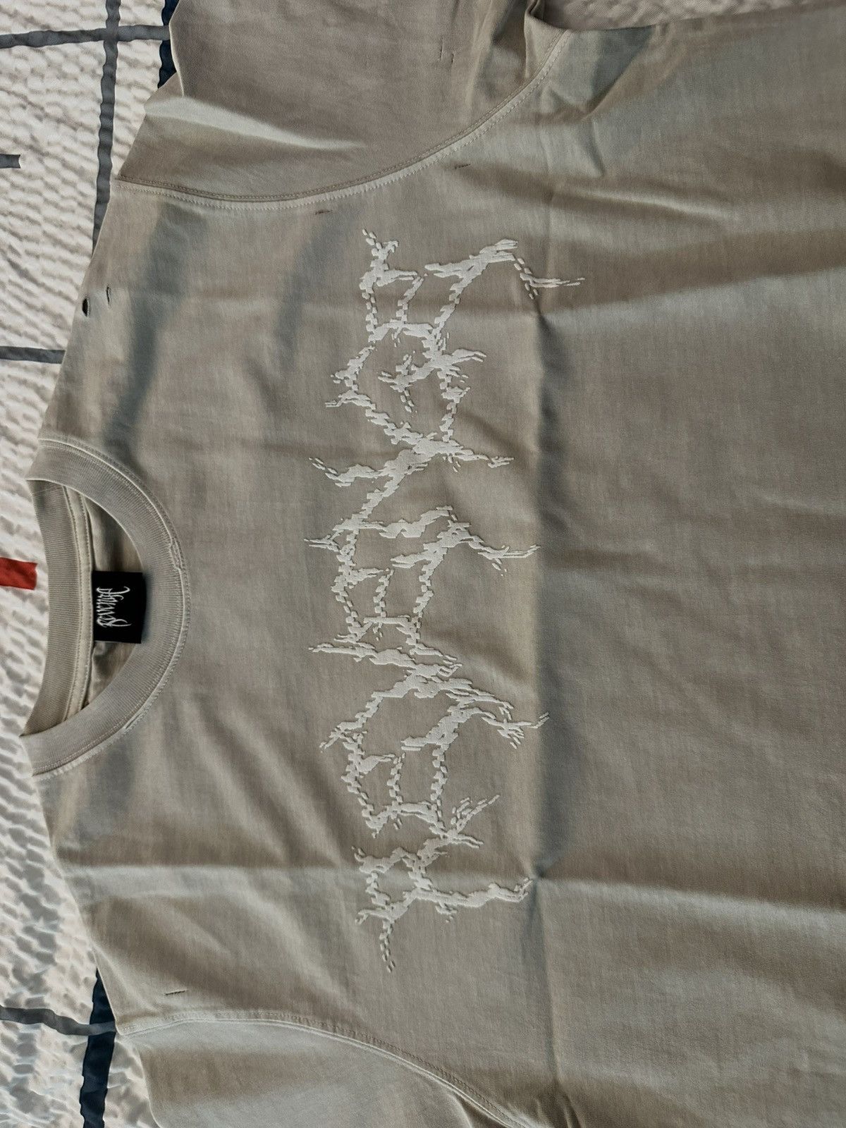 Revenge KOSUKE KAWAMURA FLOWER ANARCHY TREATED TEE CEMENT Size US S / EU 44-46 / 1 - 2 Thumbnail