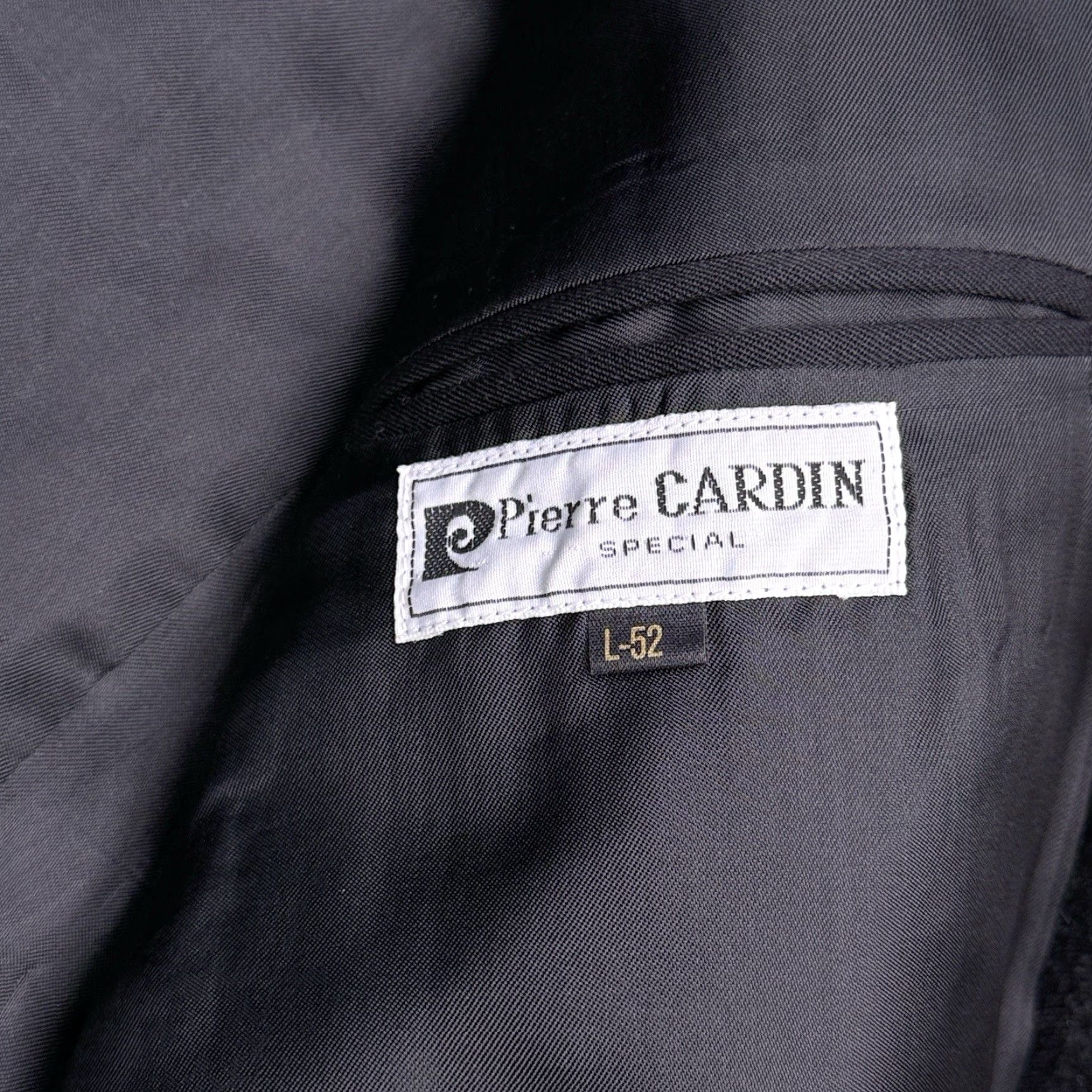 Pierre Cardin VINTAGE Pierre Cardin Tuxedo Suit Jacket Black Wool 42 Long Single-Breasted 6-Button Peak Lapel Mens Formal Wedding Classic 80s Size 42R - 4 Thumbnail