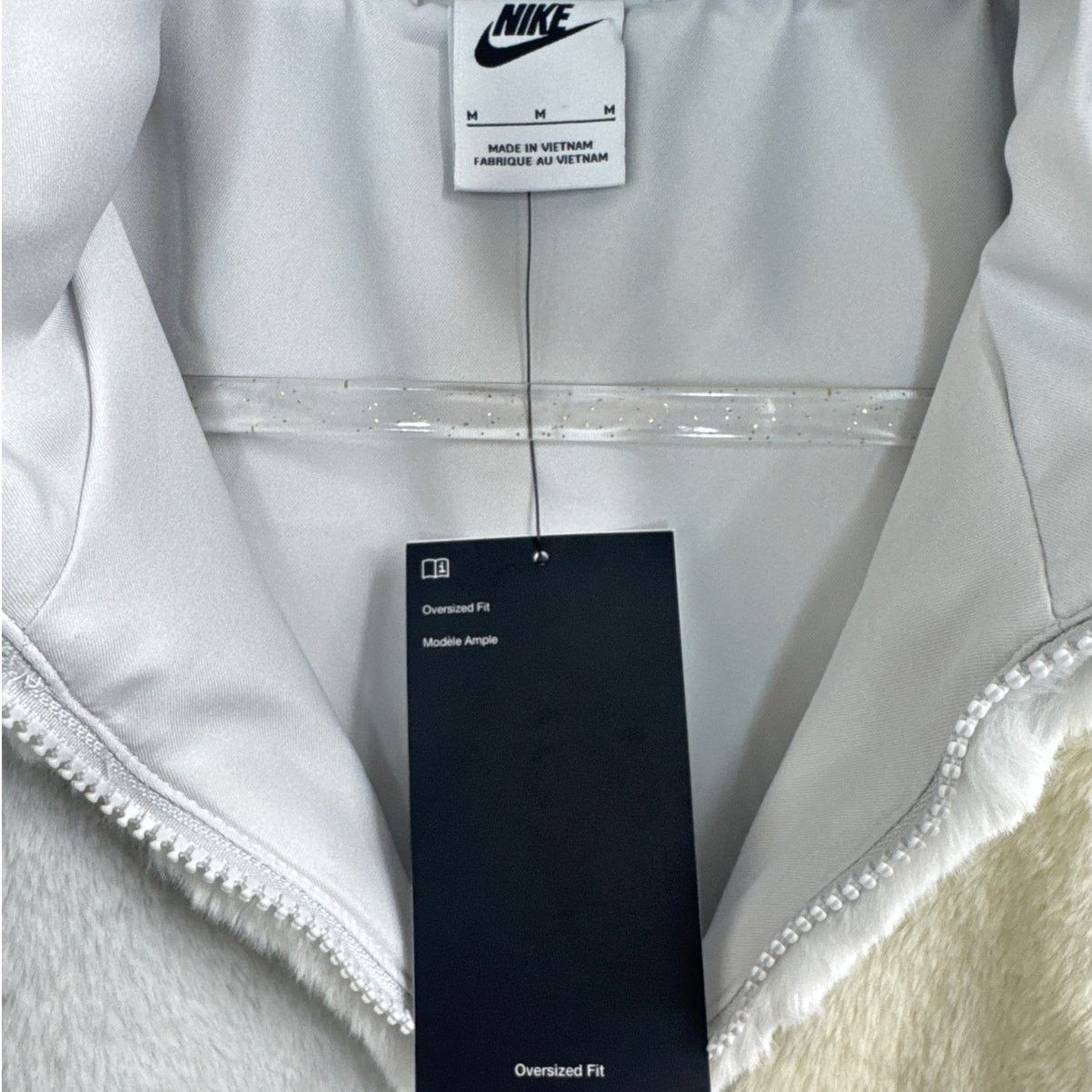 Nike Nike Women's Luxe Faux Fur Sportswear Jacket (DO3791-025) Size M / US 6-8 / IT 42-44 - 4 Thumbnail