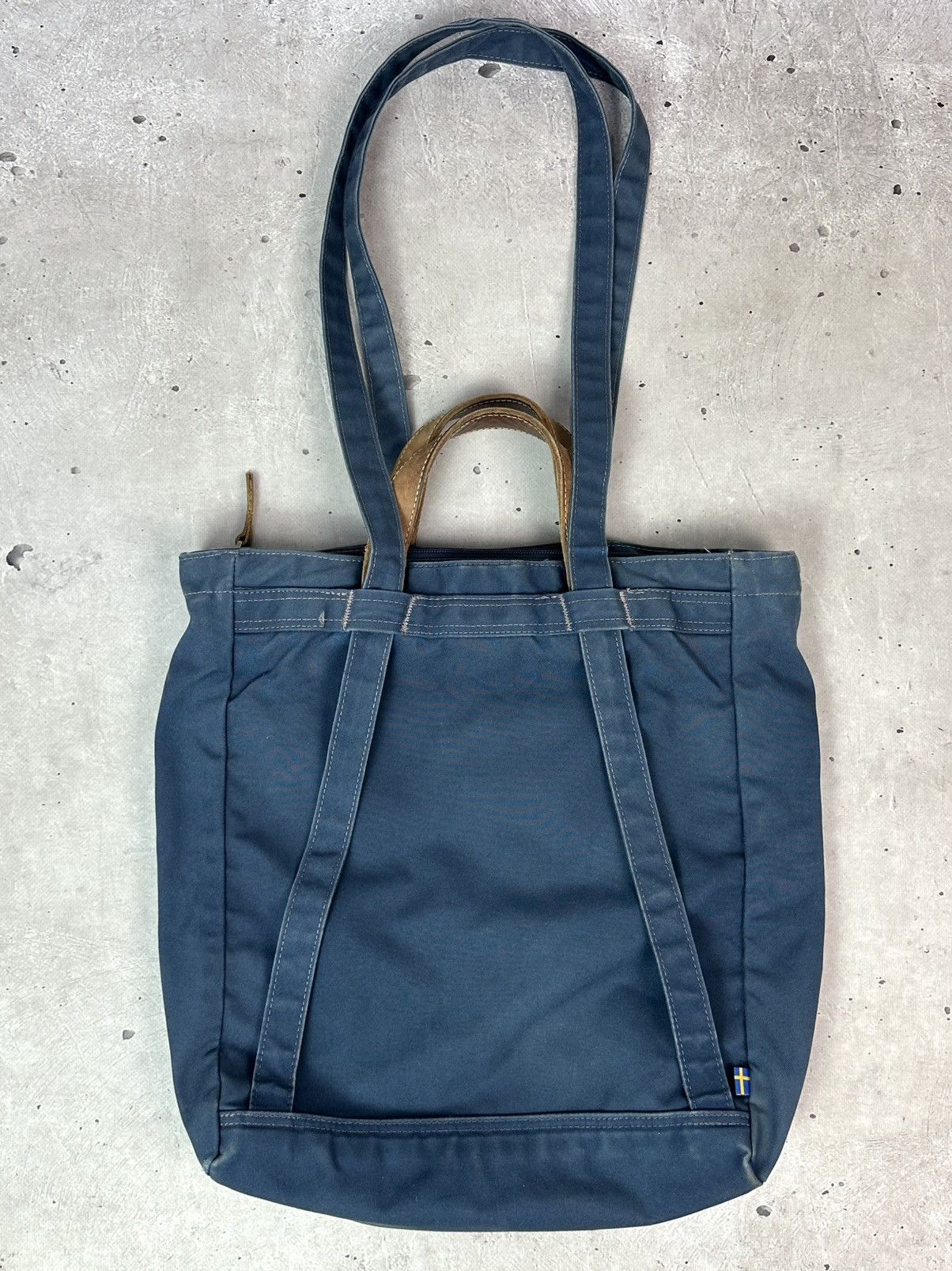 Fjallraven Fjallraven Totepack No. 1 Blue G-1000 Convertible Bag Size ONE SIZE - 6 Thumbnail