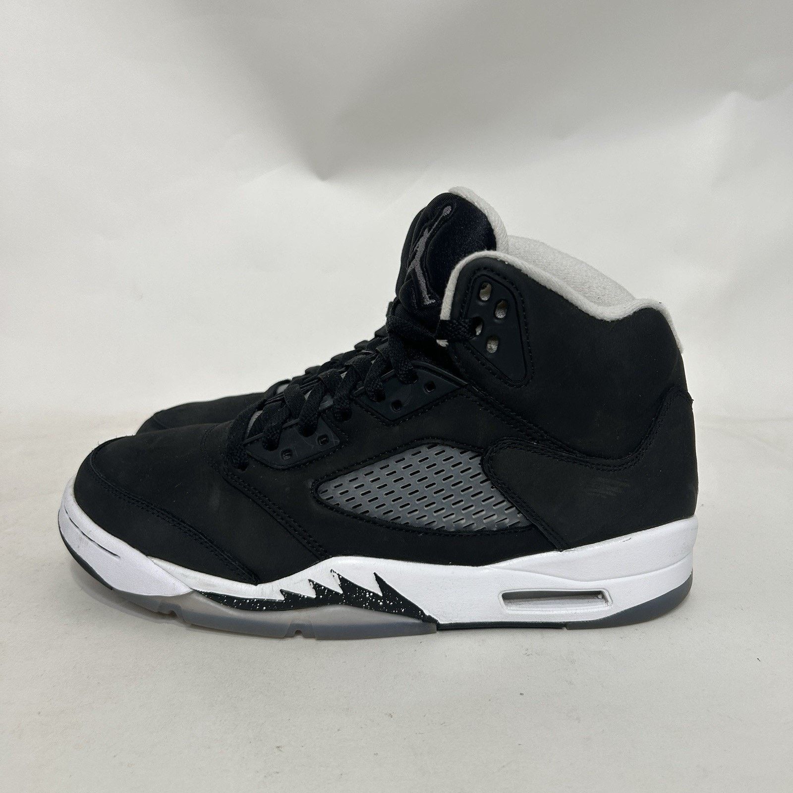 Jordan Brand Nike Air Jordan 5 Retro OG “Moonlight/Oreo” (2021) Size US 9 / EU 42 - 6 Thumbnail