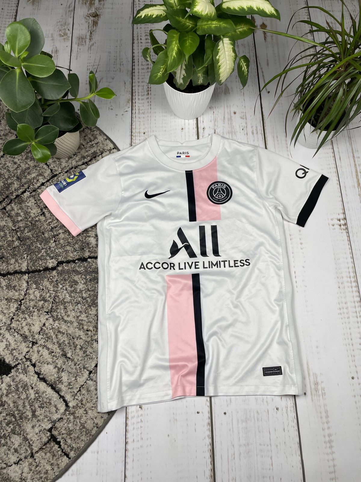 Nike Jersey Nike Paris Saint Germain Mbappe 2021/22 Size US M / EU 48-50 / 2 - 4 Thumbnail